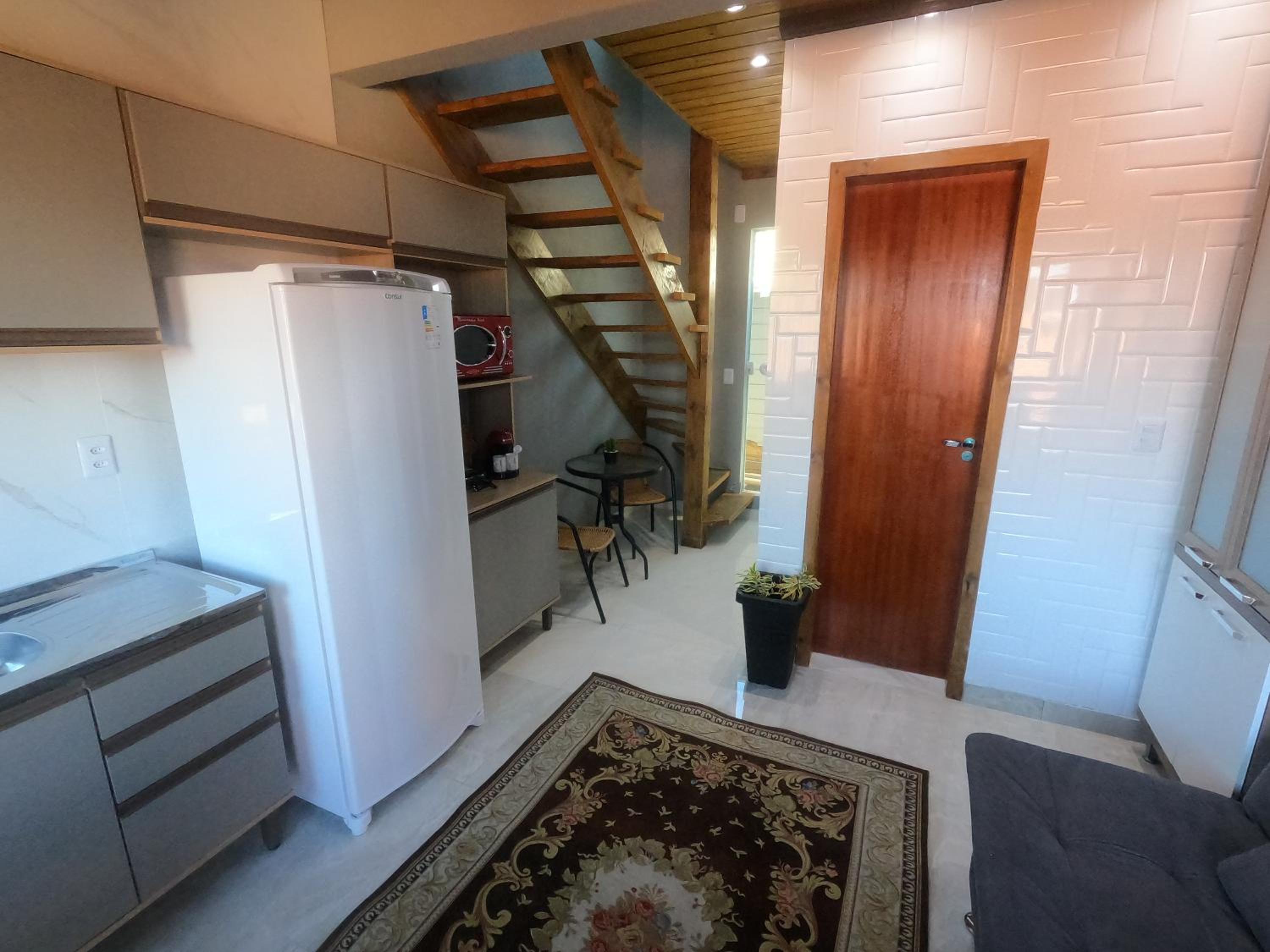 Apartment - Split Level - Photo 18