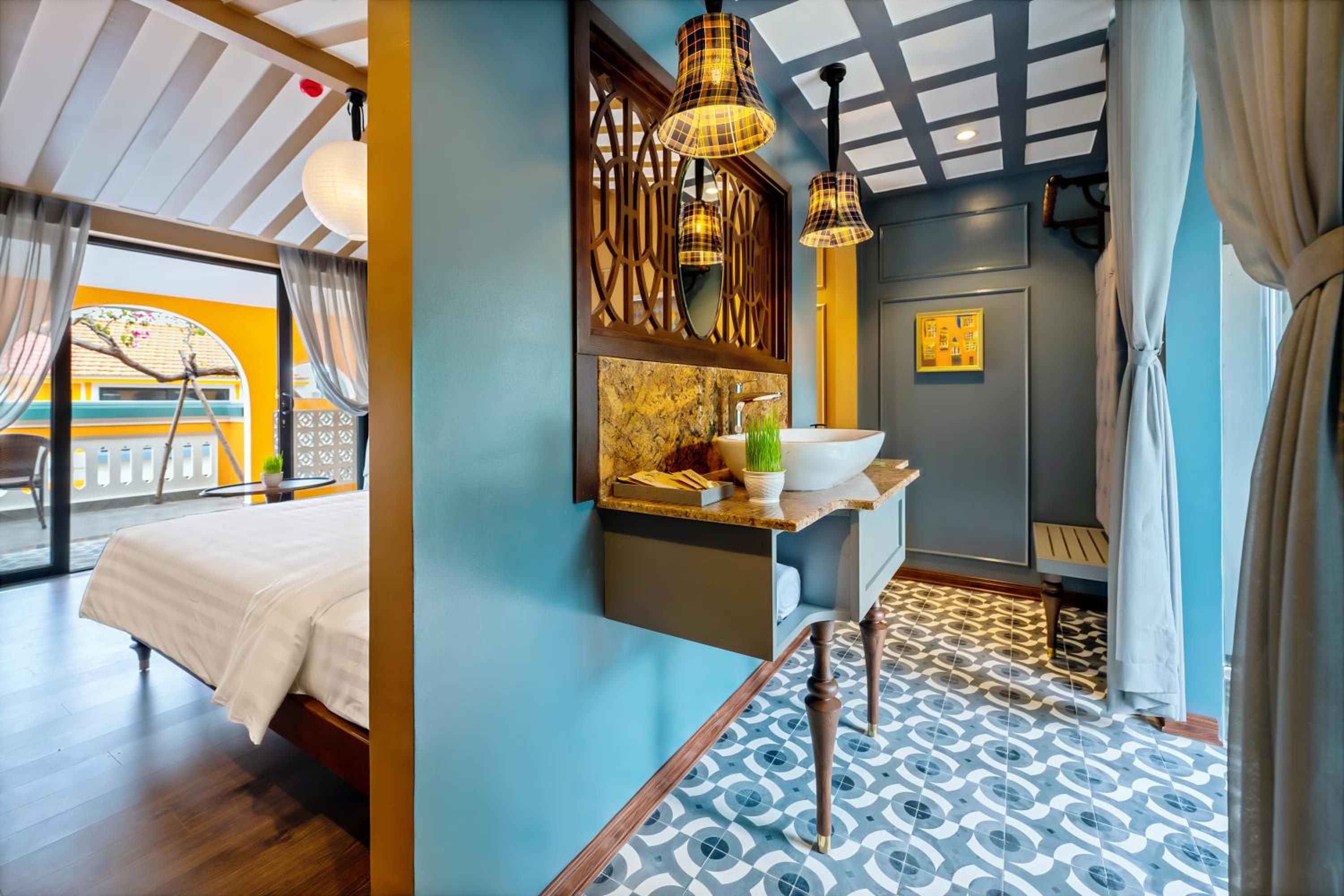 Executive Suite with Terrace - Photo 6