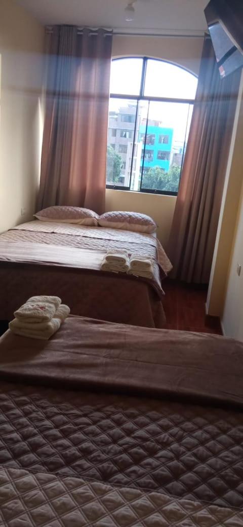 Twin Room with Private Bathroom photo 2