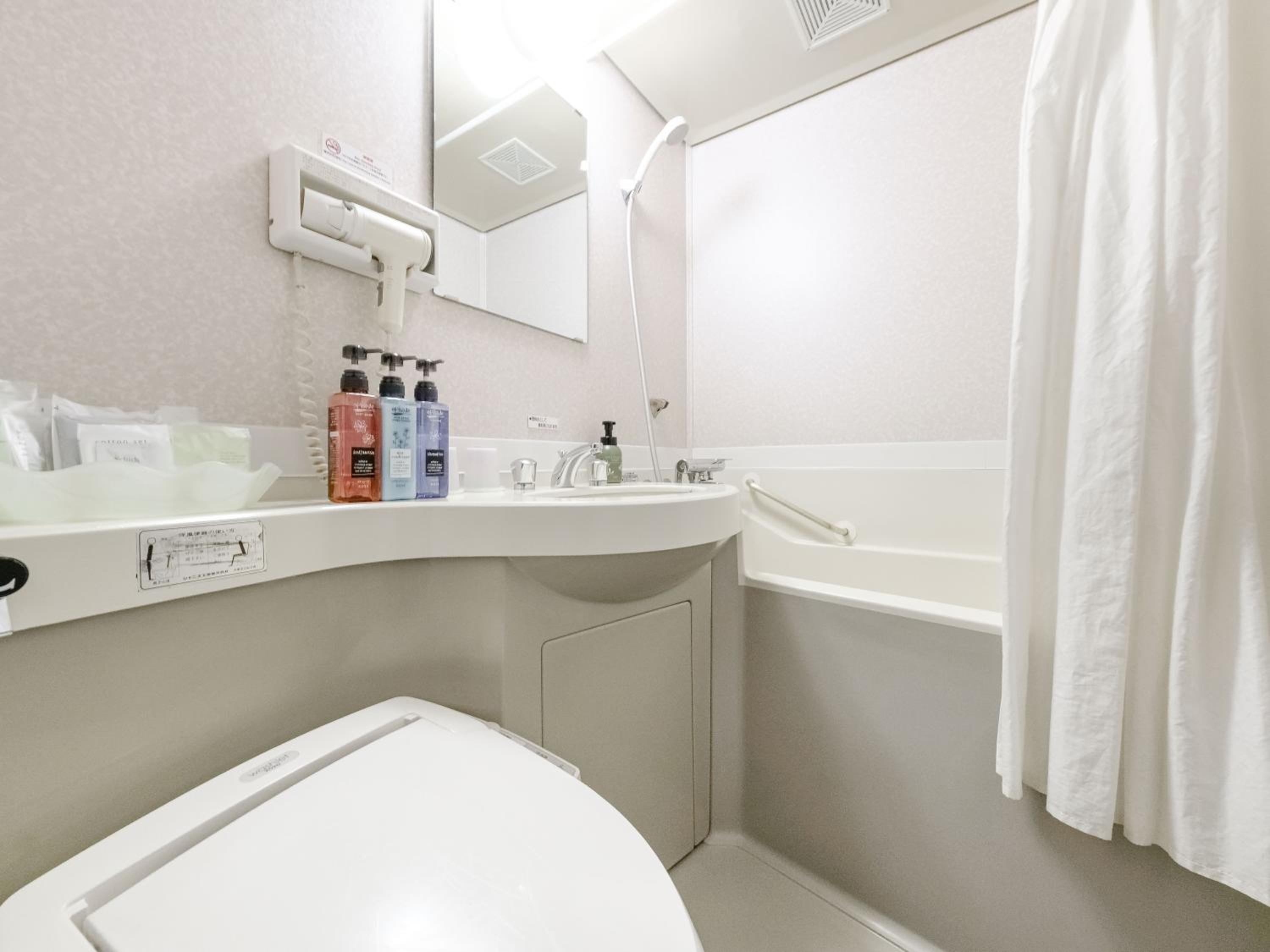 Large Twin Room - Non-smoking - Photo 5