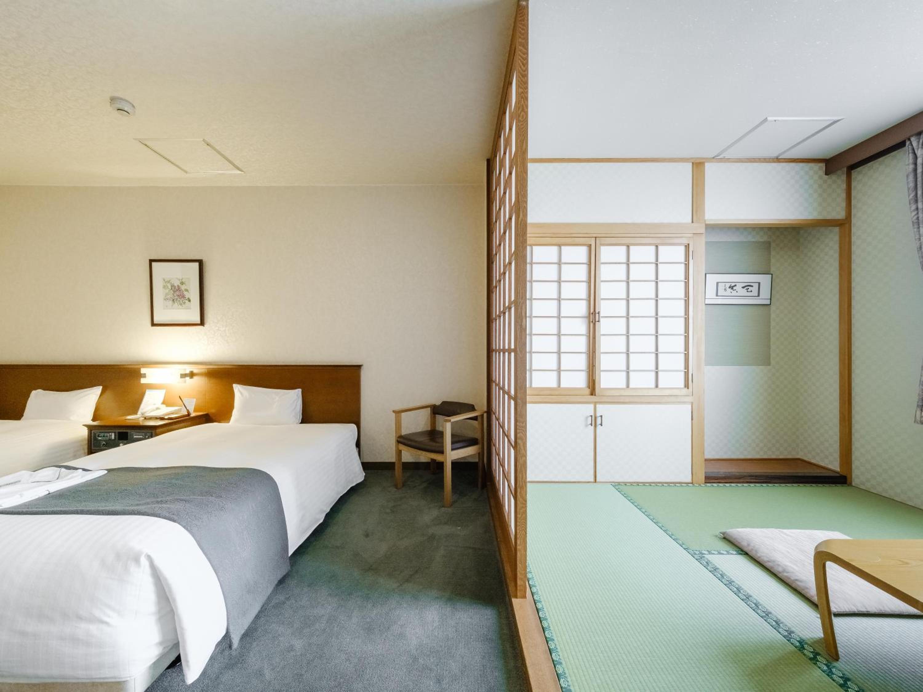 Standard Quadruple Room - Photo 6