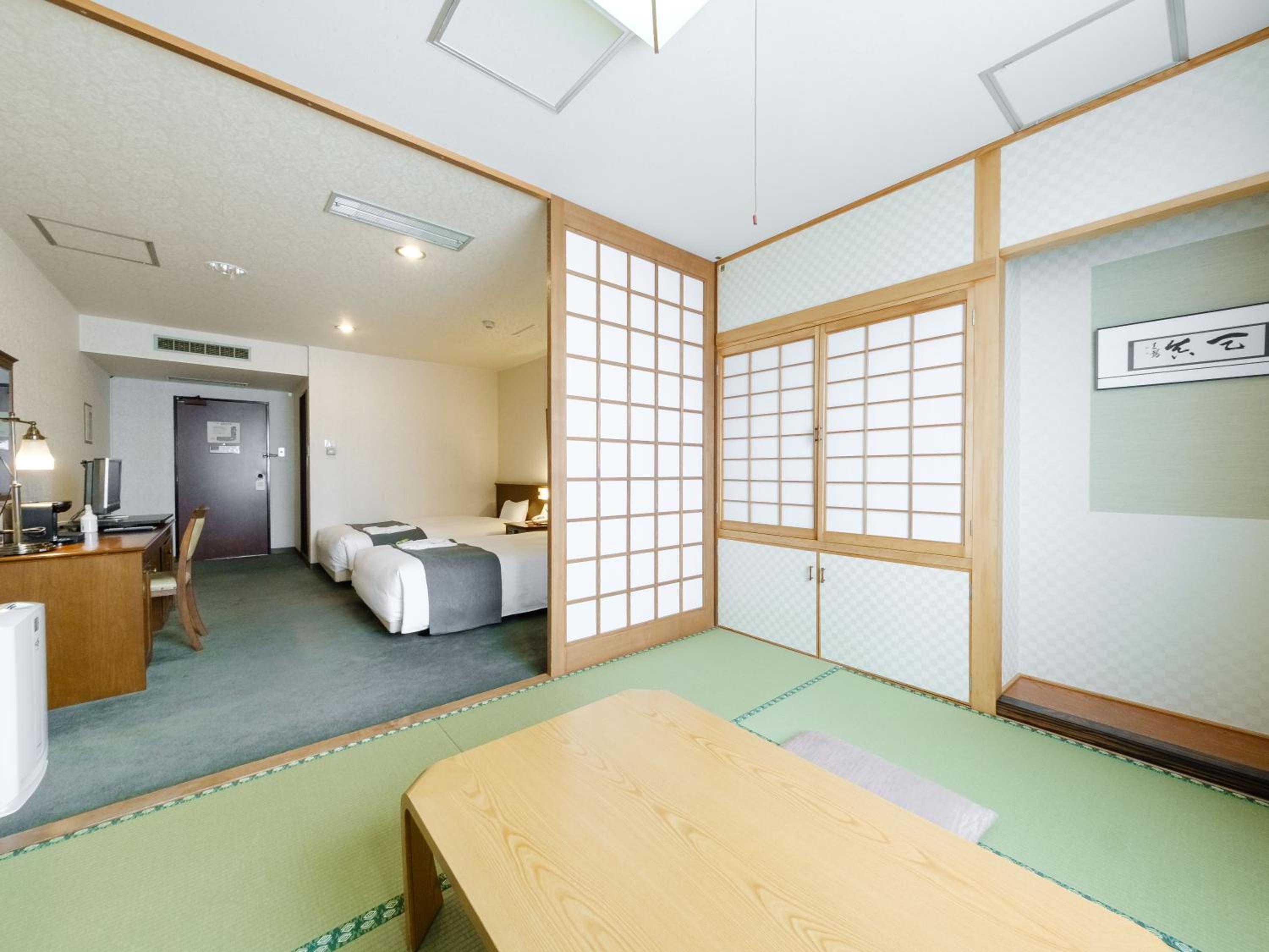 Standard Quadruple Room - Photo 5