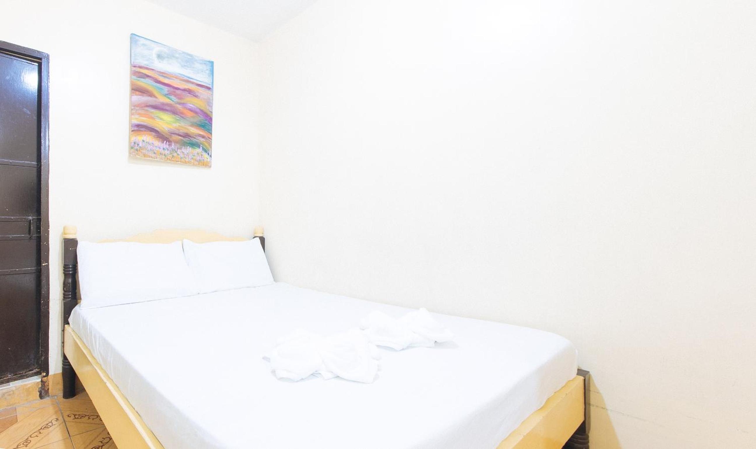 Standard Double Room - Photo 2