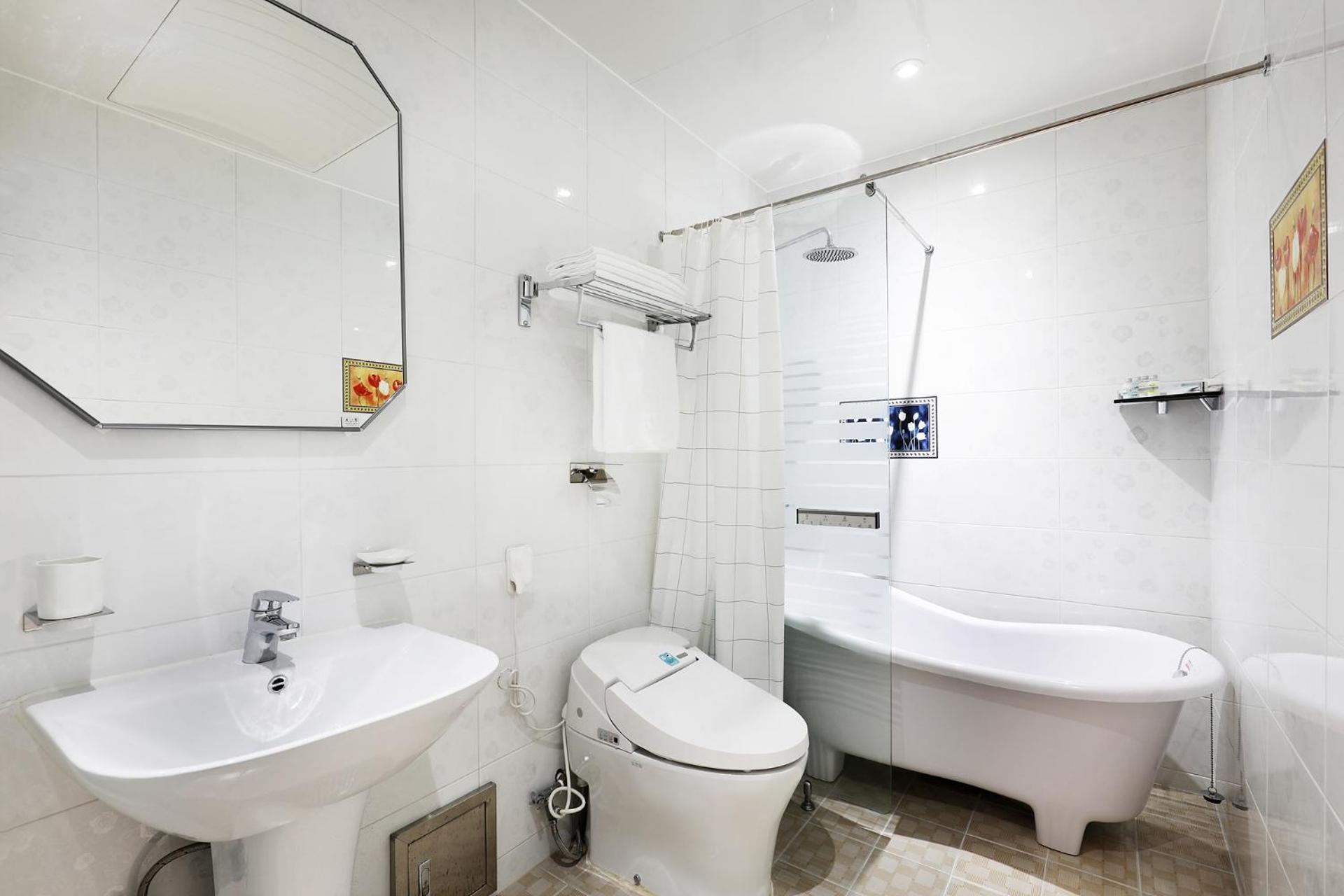 Superior Twin Room - Photo 9