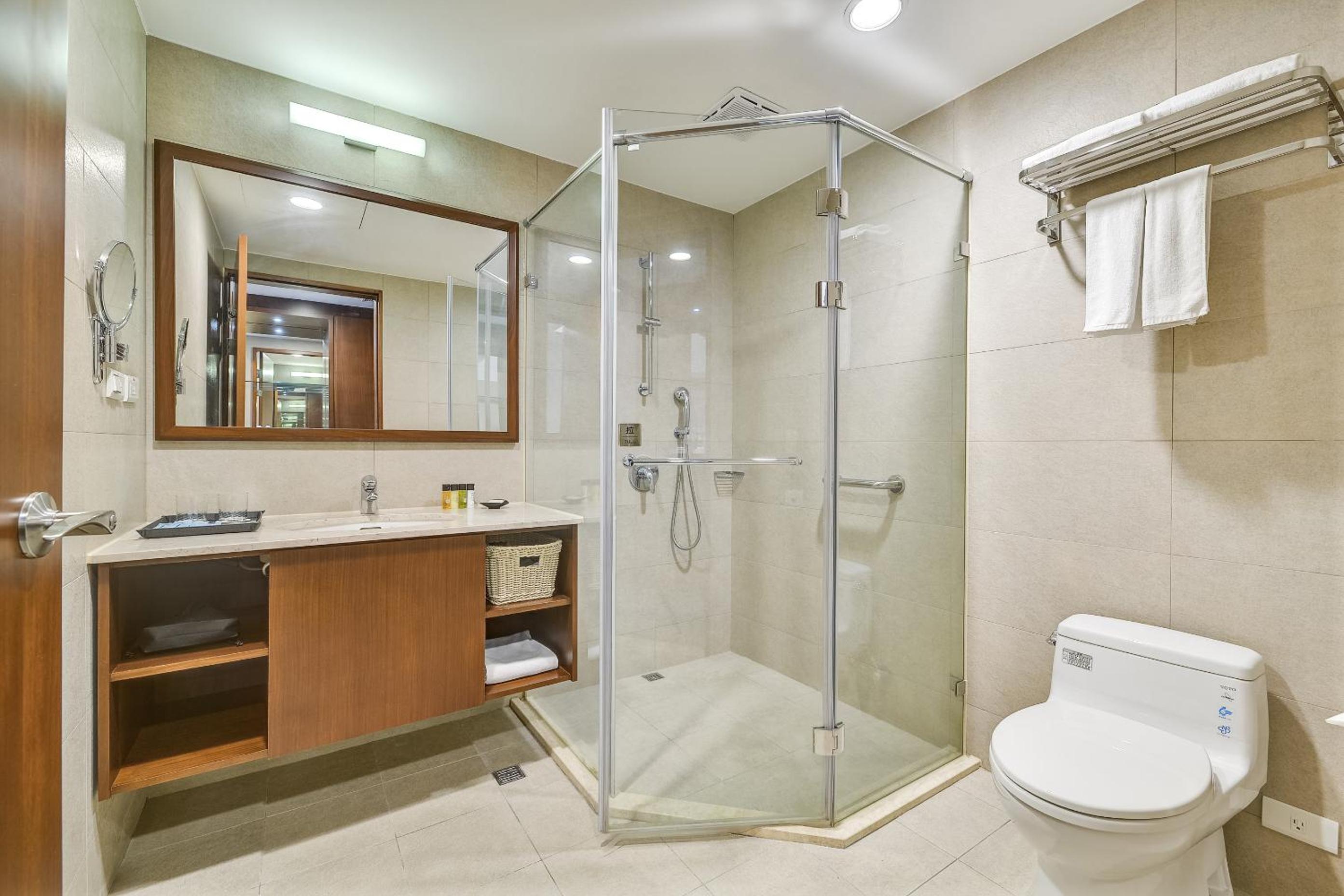 Standard Double Room - Photo 6