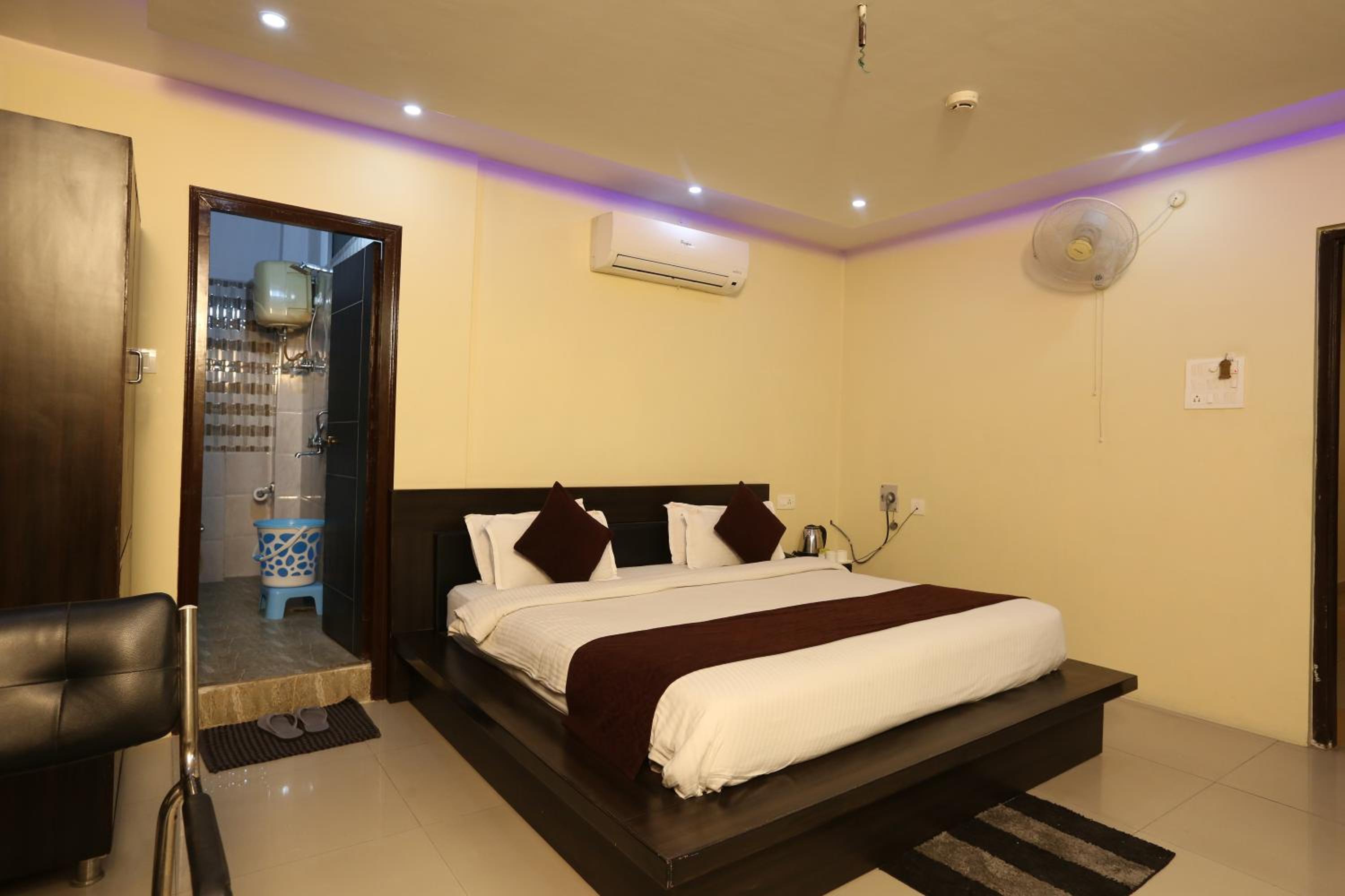 Superior Double Room - Photo 7
