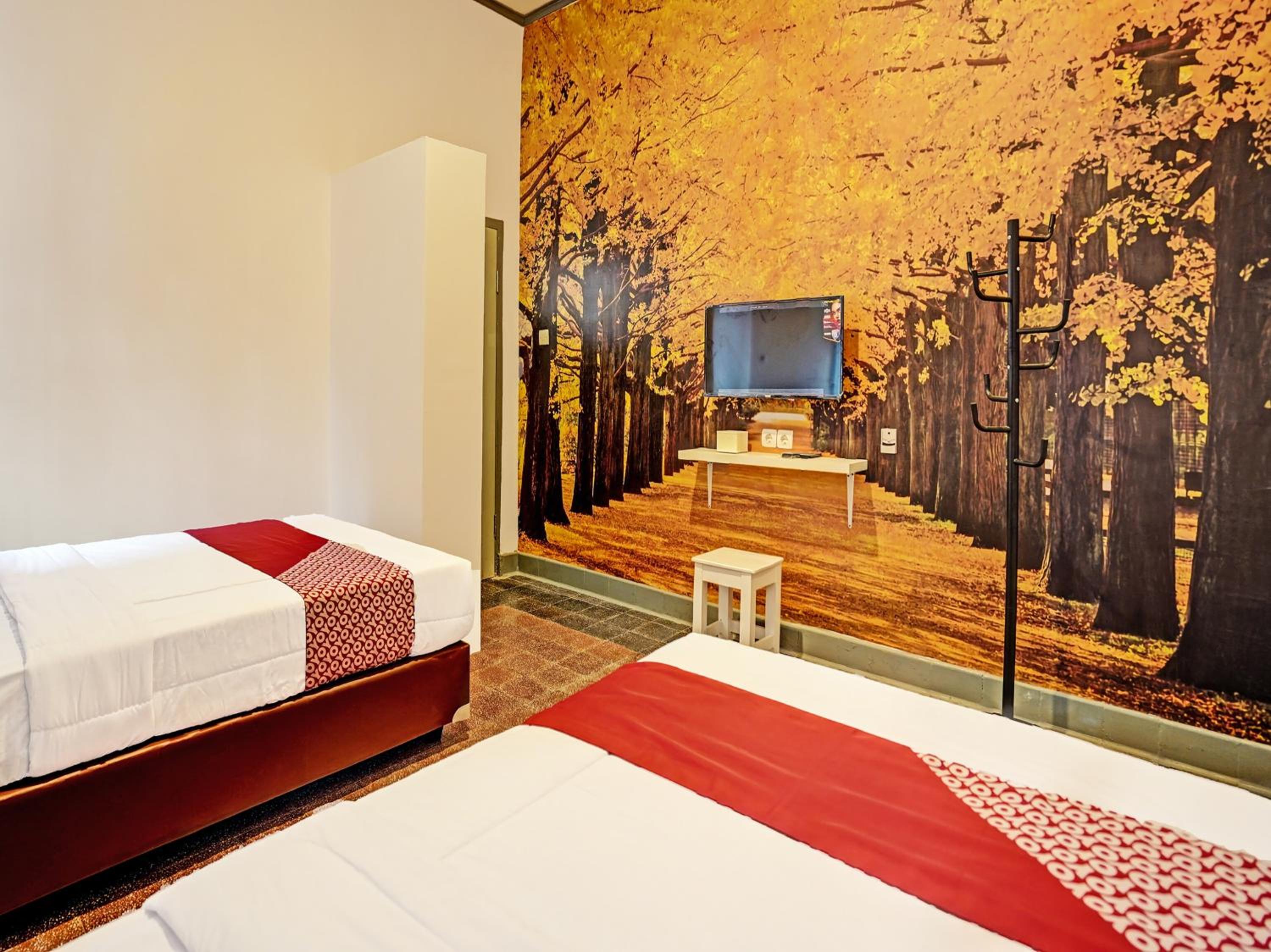 Delxue Twin Room - Photo 6