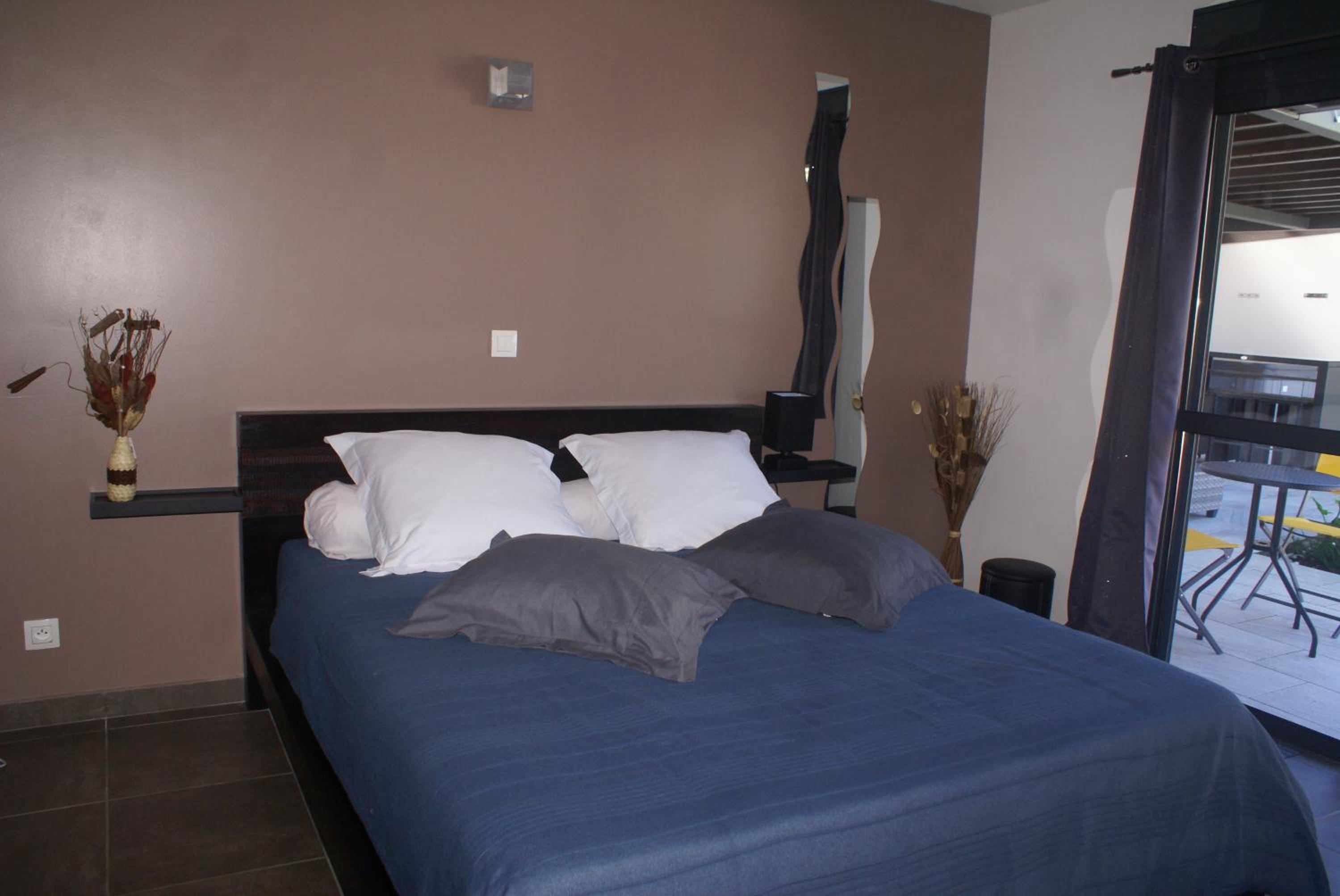 Double Room with Private Bathroom photo 1