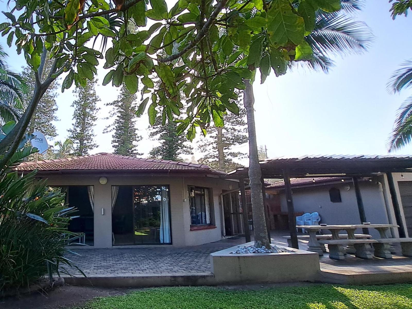 Four-Bedroom House - Photo 13