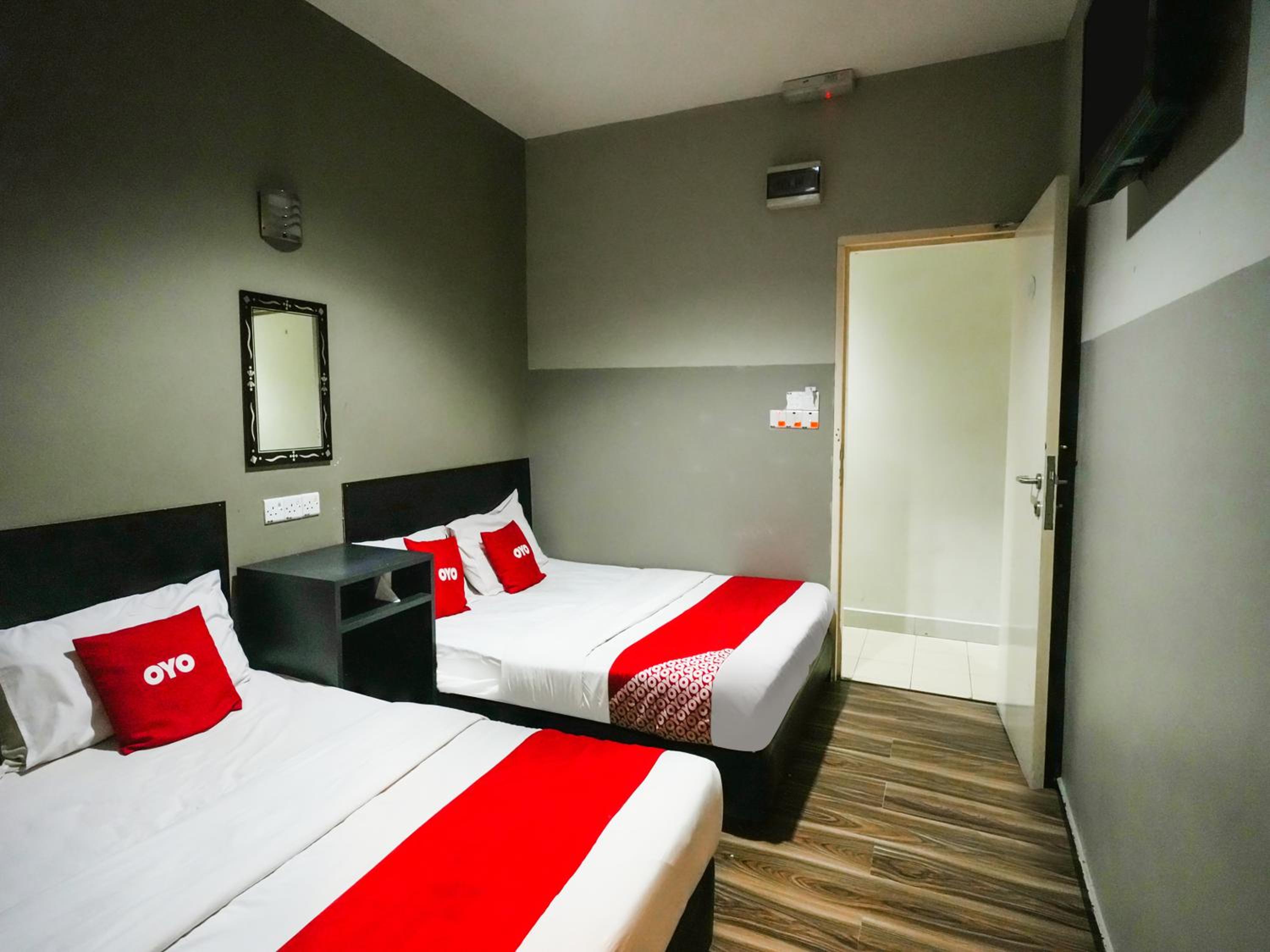 Superior Suite - Photo 4