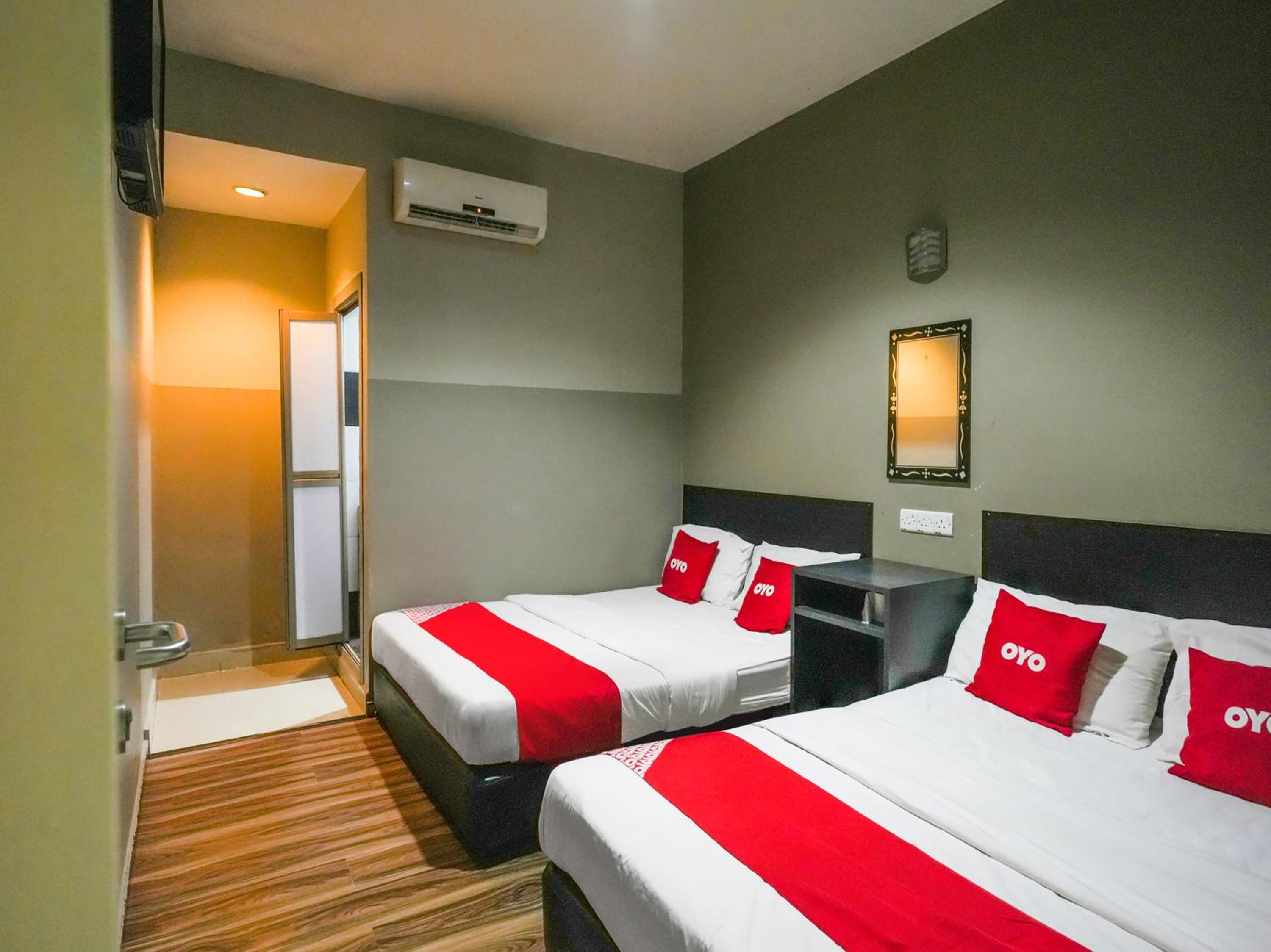 Superior Suite - Photo 1