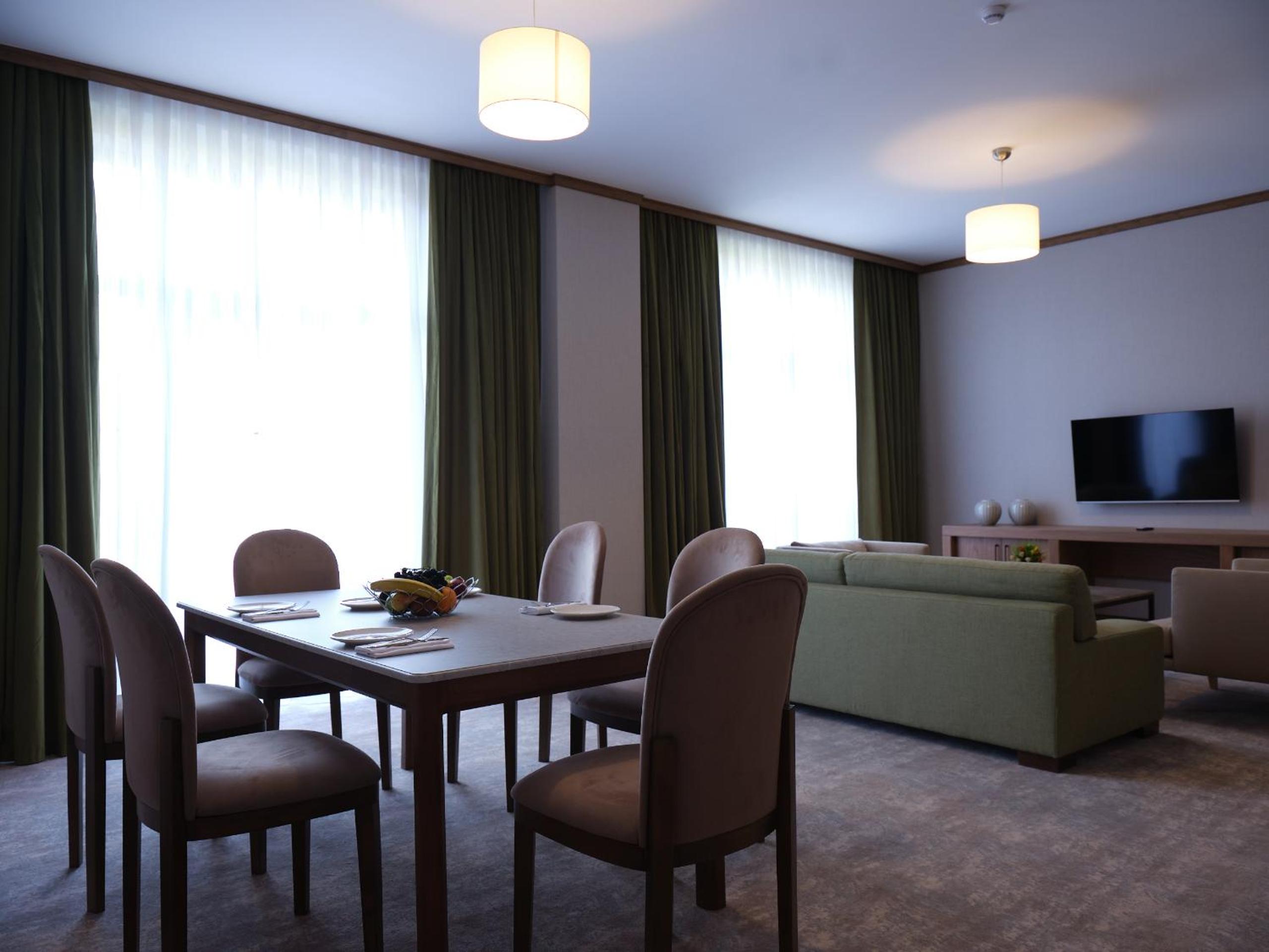 Two-Bedroom Suite photo 2