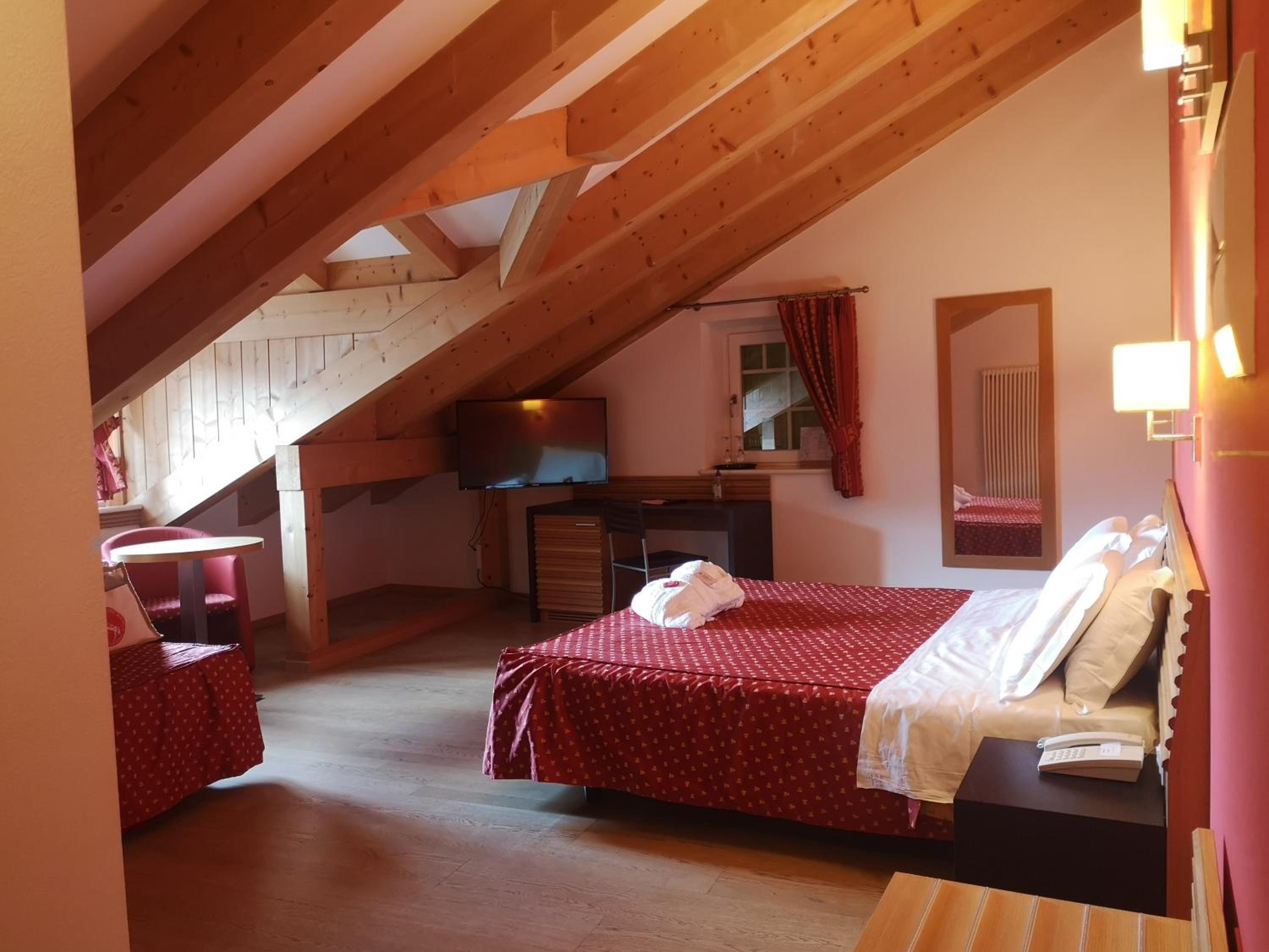Suite with Balcony photo 3