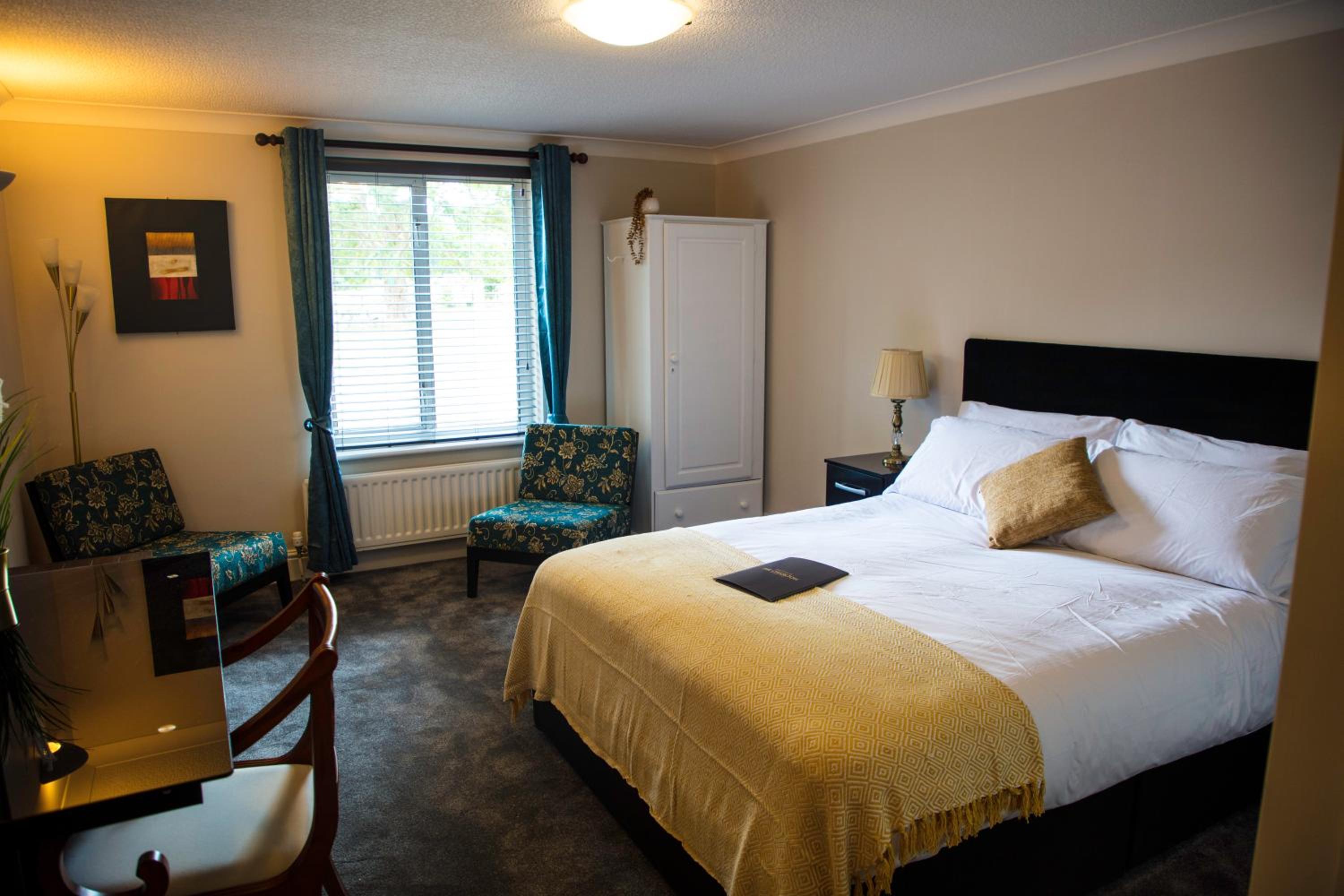 Standard Double Room - Photo 2
