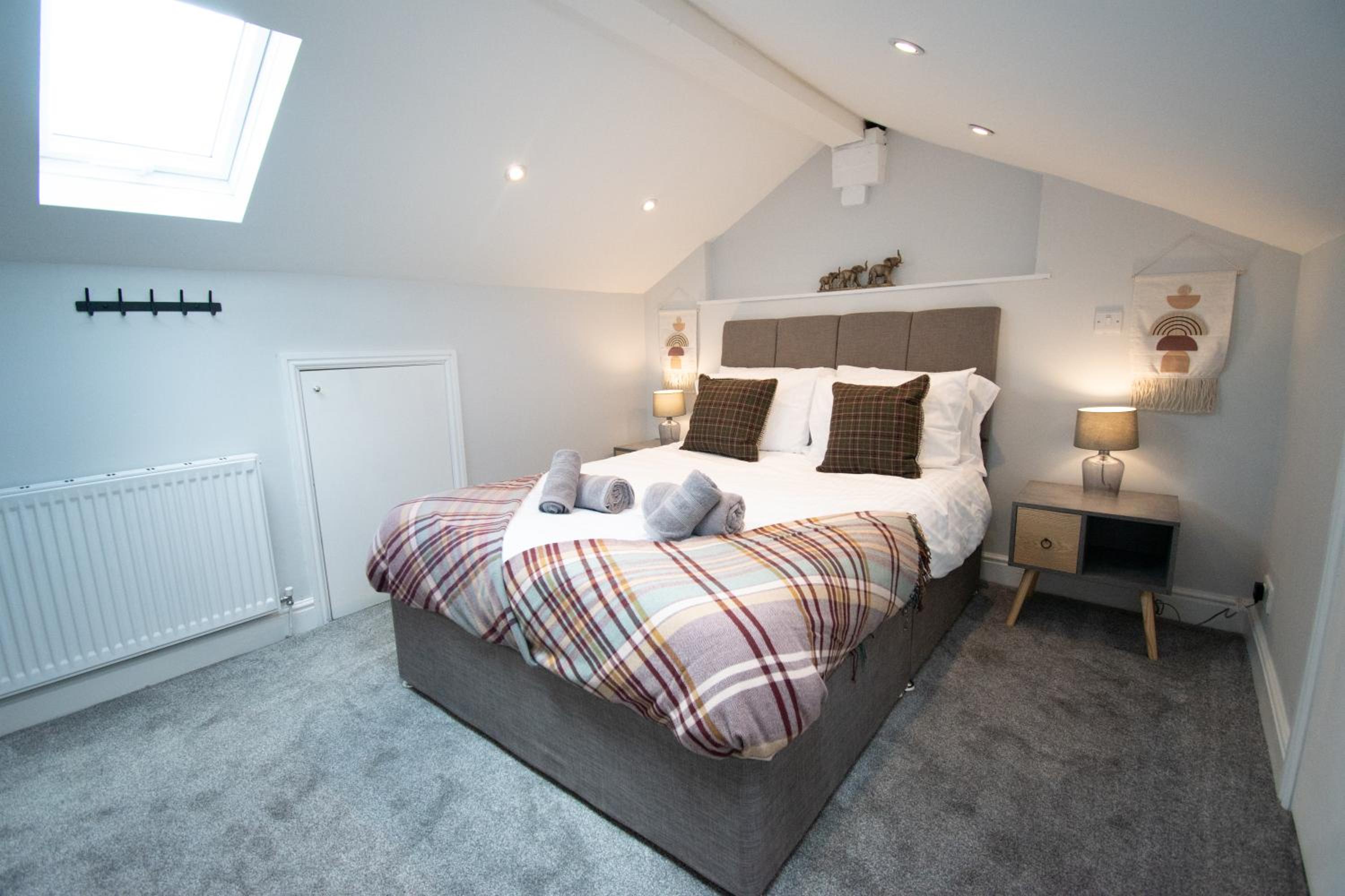 Three-Bedroom House photo 1
