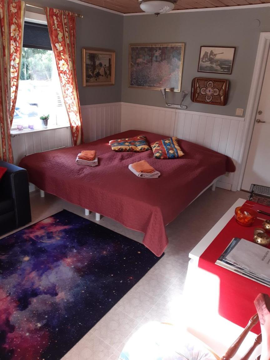 One-Bedroom Villa - Photo 3