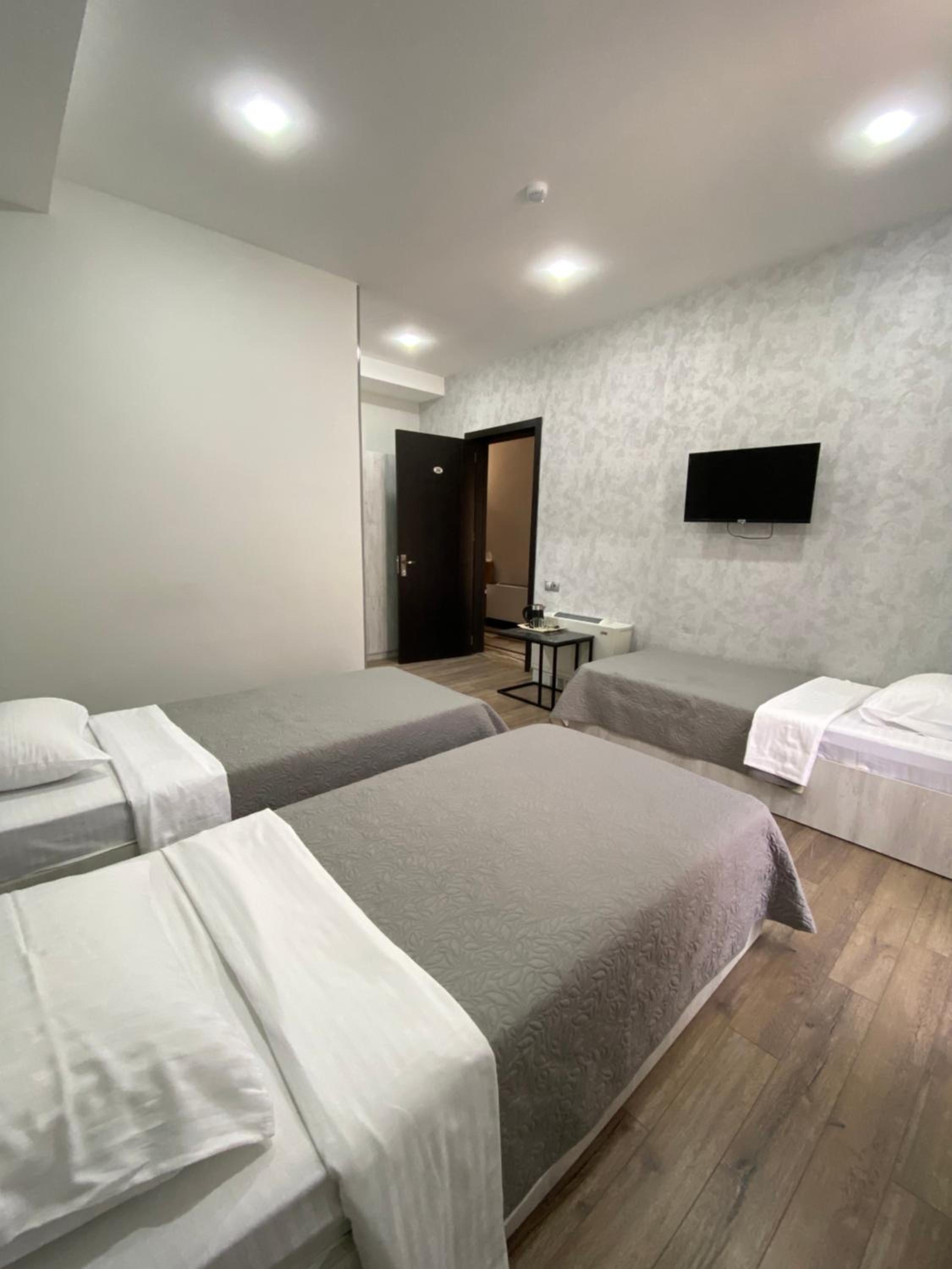 Triple Room with Balcony
