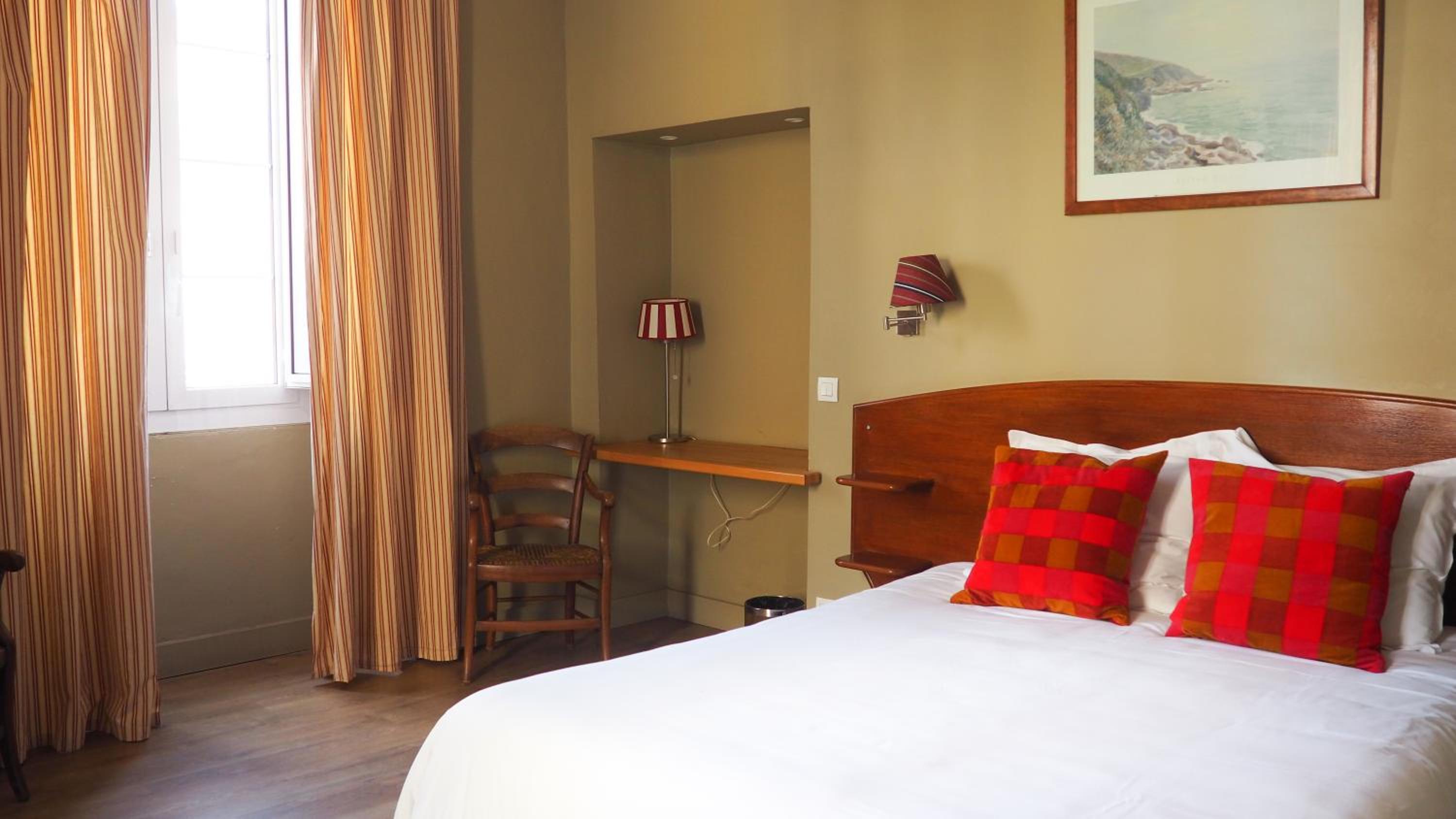 Junior Suite (2 Adults)