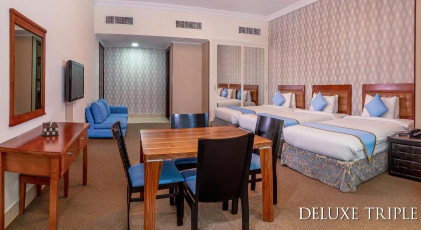 Deluxe Triple Room - Photo 3