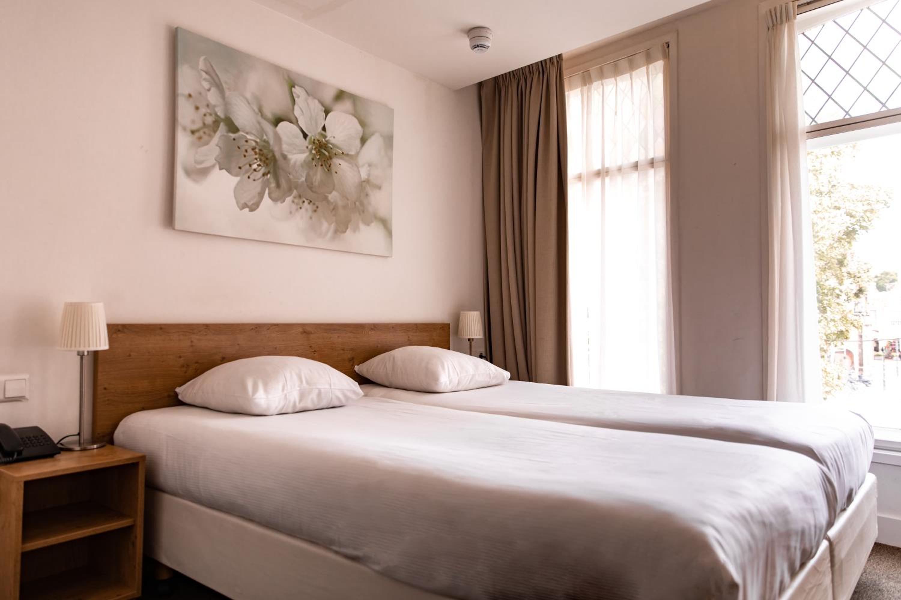 Comfort Room - Photo 6