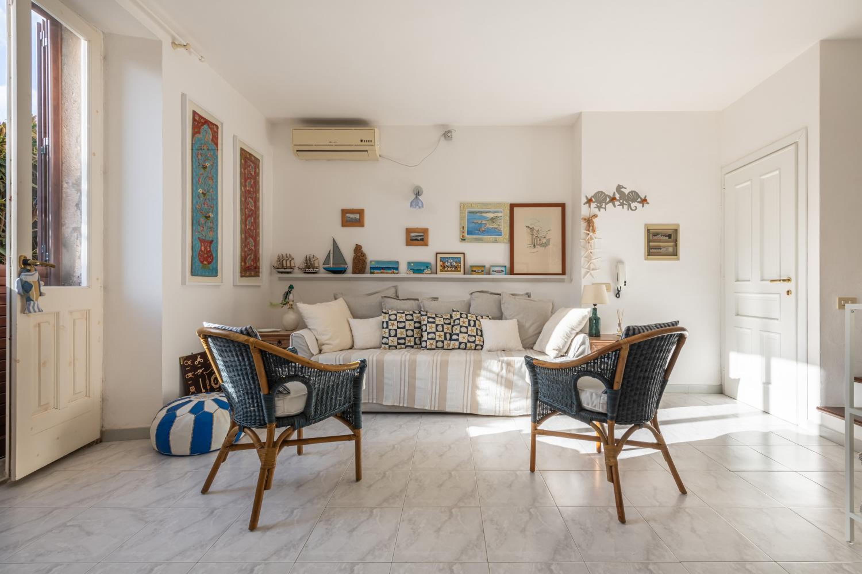 Two-Bedroom Deluxe Apartment with Balcony