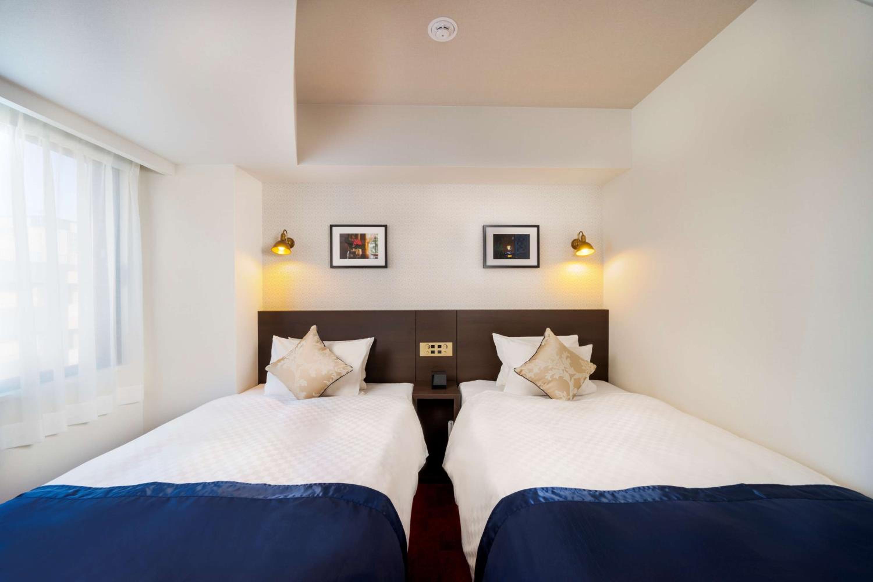 Executive Twin Room - Photo 5