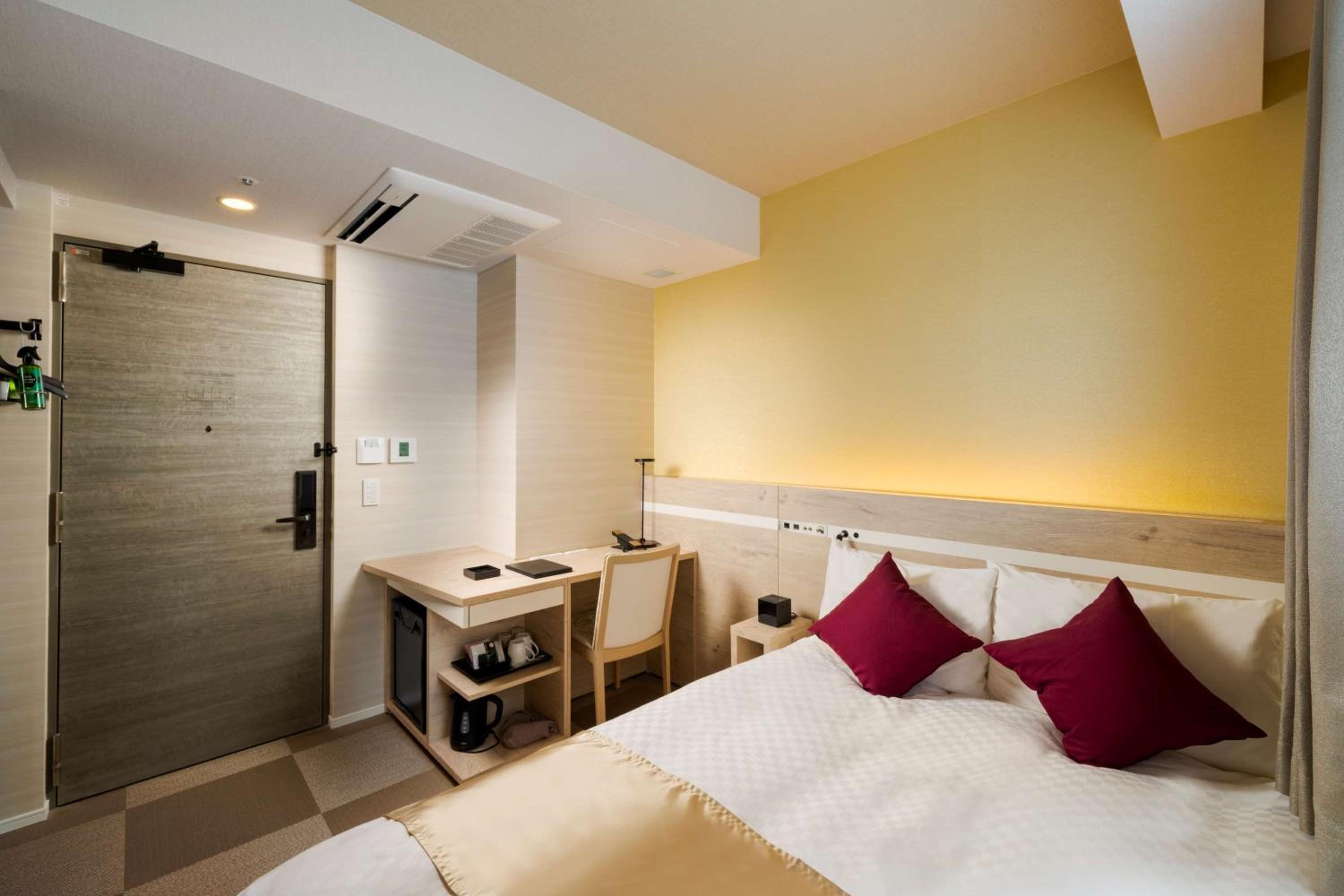 Standard Double Room photo 2