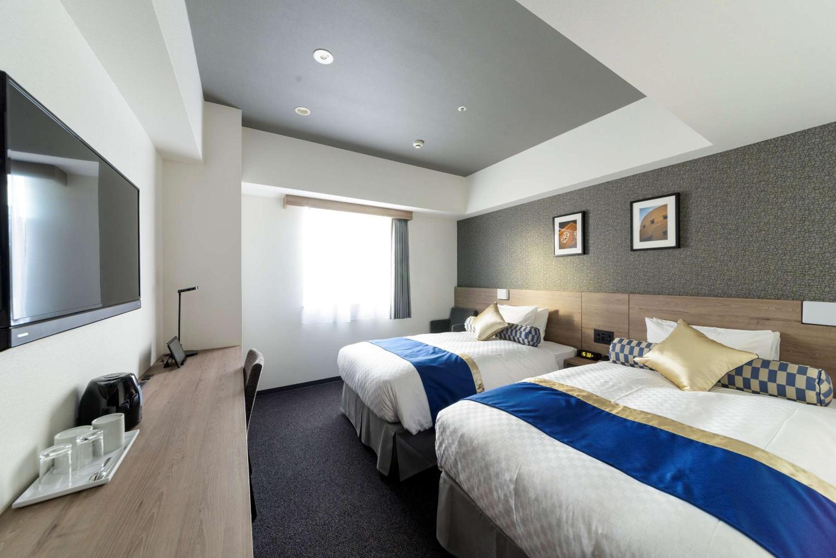 Superior Twin Room - Non-Smoking