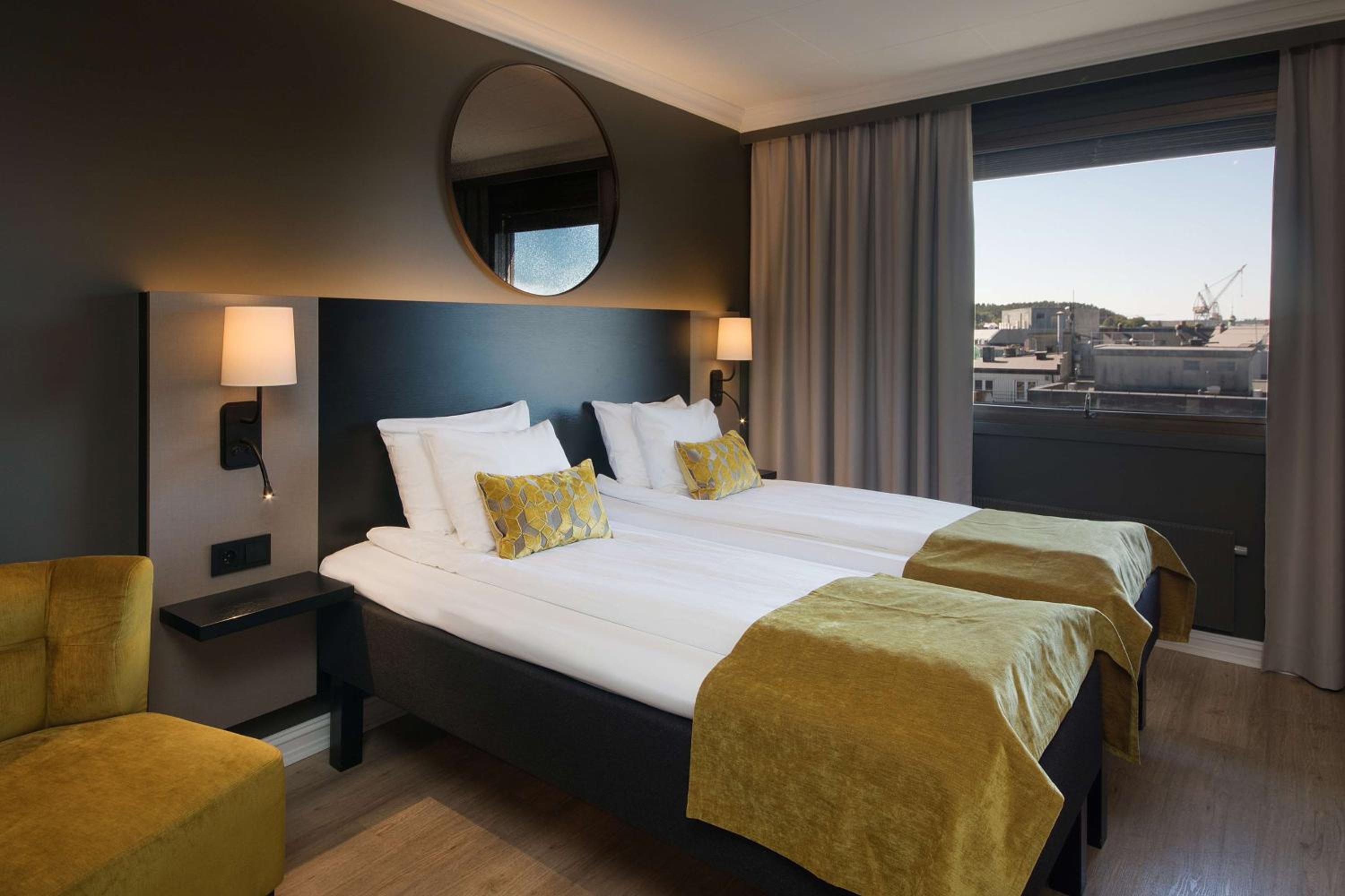 Superior Twin Room - Photo 1