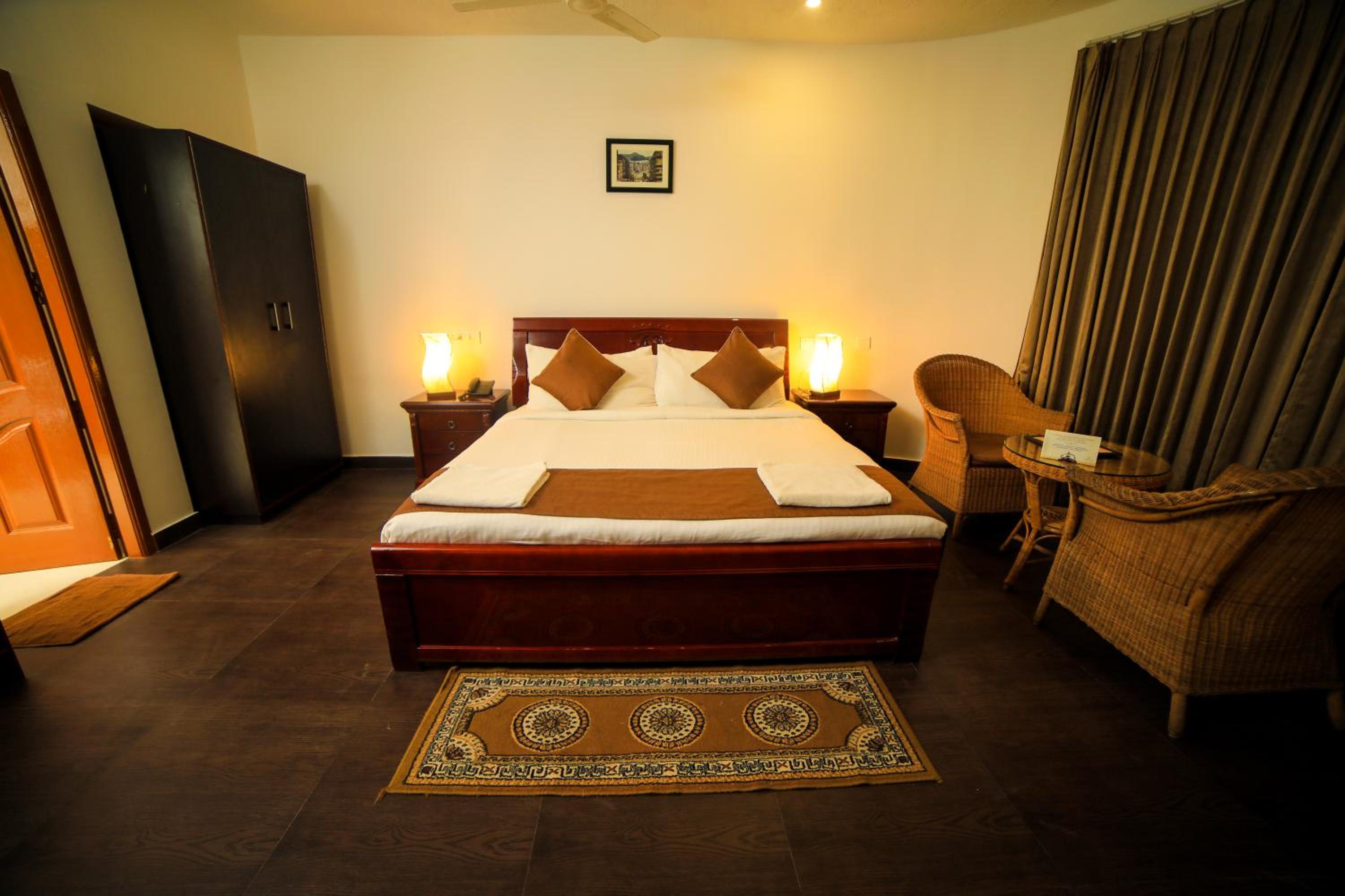 Executive Room Non Ac photo 2
