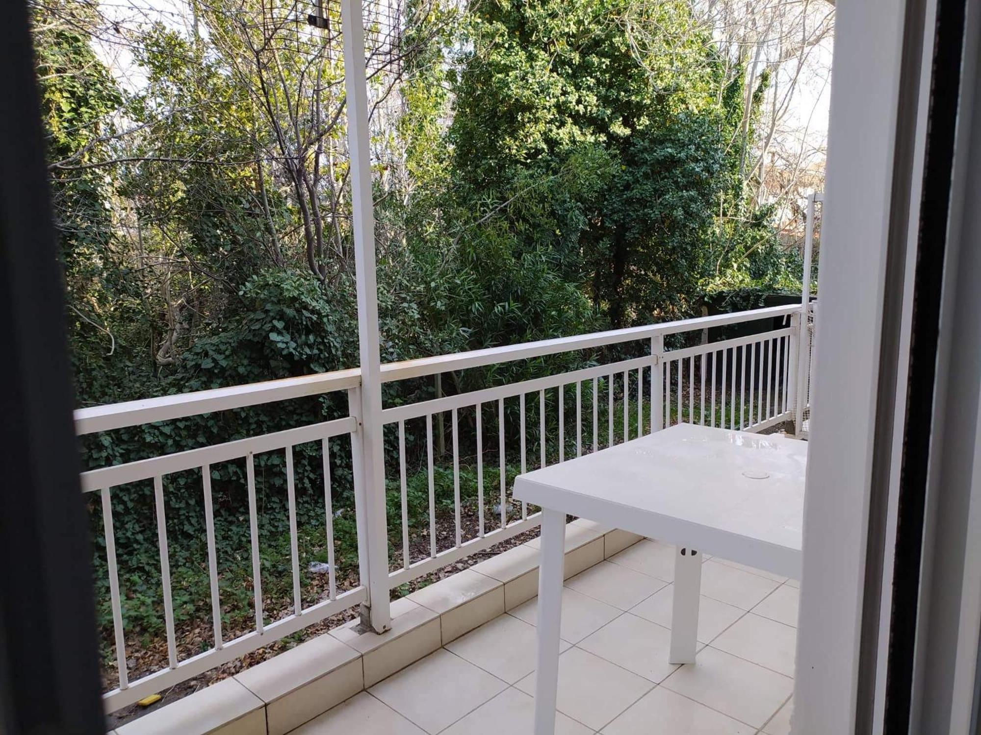 Two-Bedroom Apartment with Balcony and Sea View photo 2