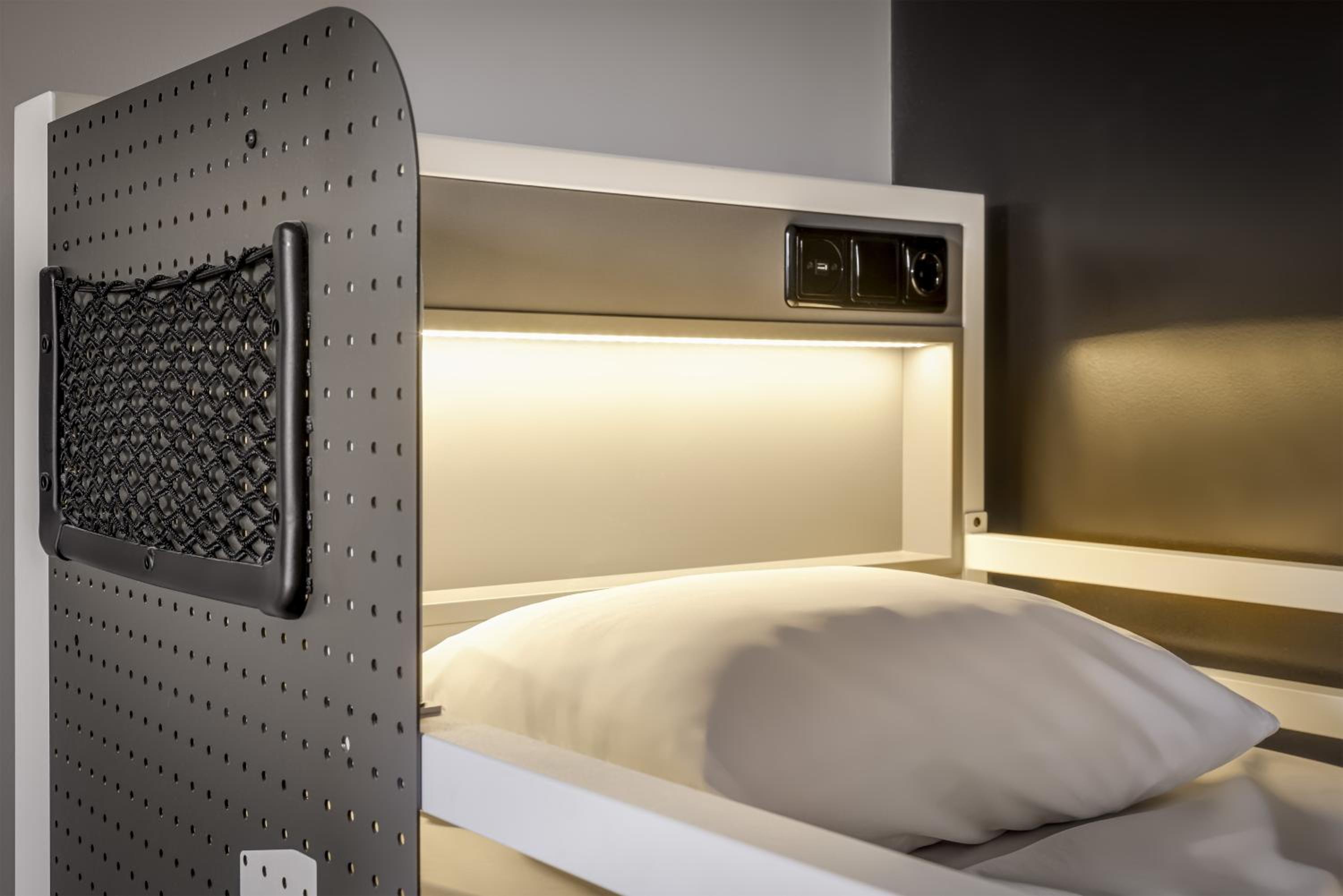 Bed in 3-Bed Dormitory  photo 3