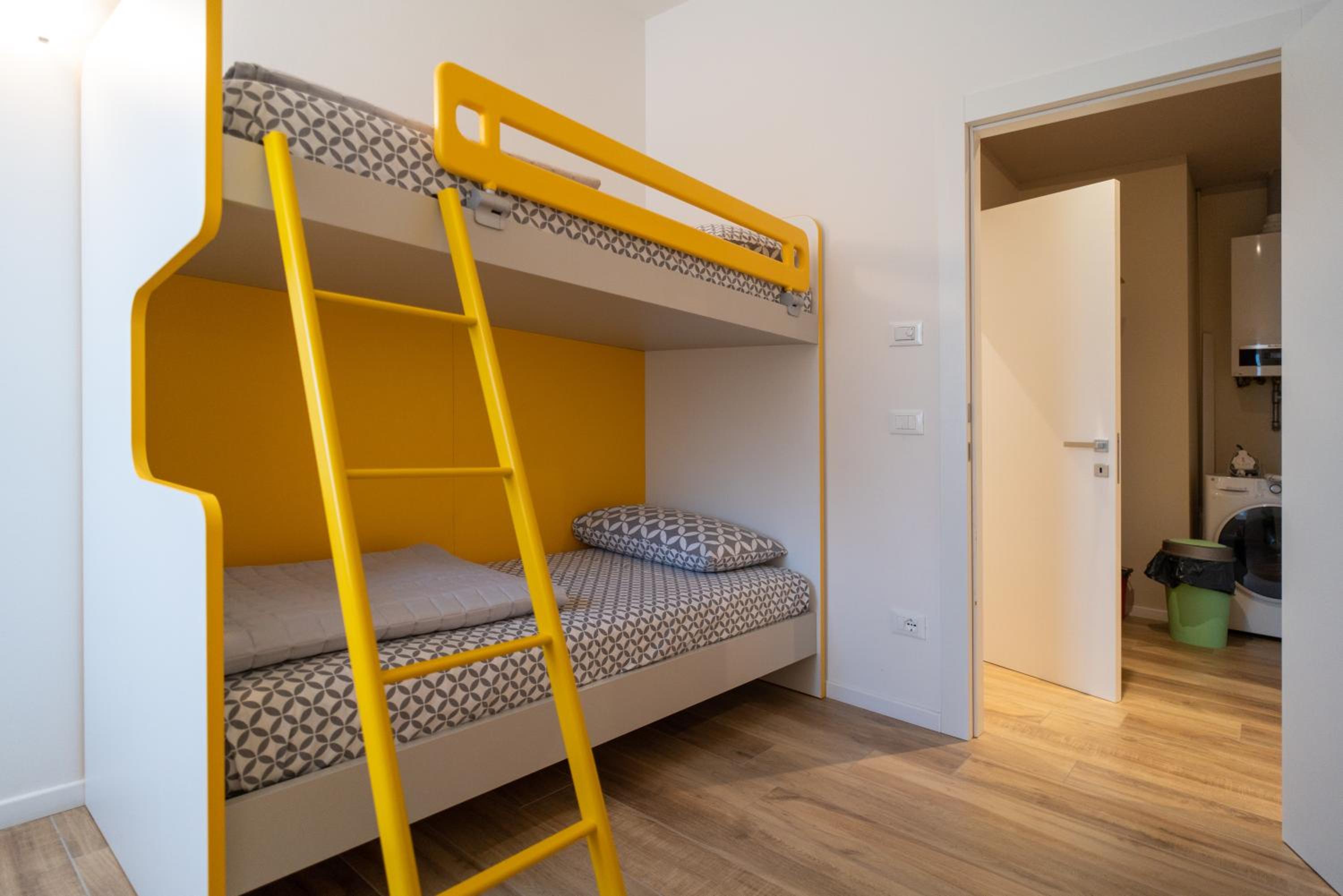 Two-Bedroom House - Photo 7