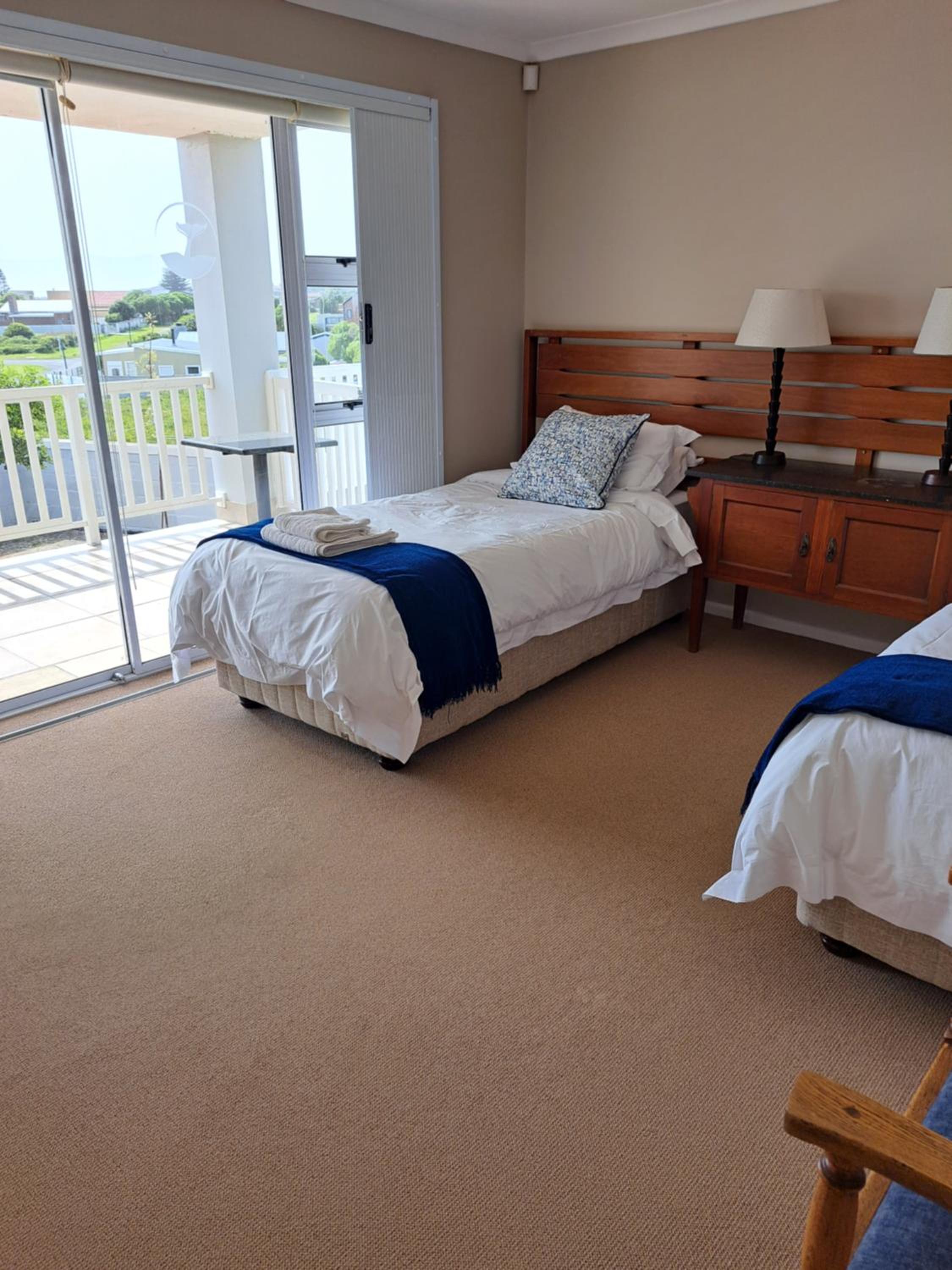 Two-Bedroom Apartment - Photo 11