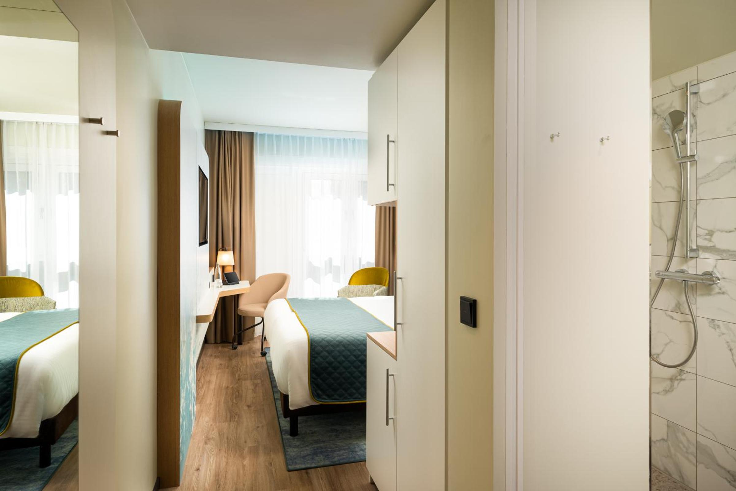 Comfort Twin Room - Photo 2
