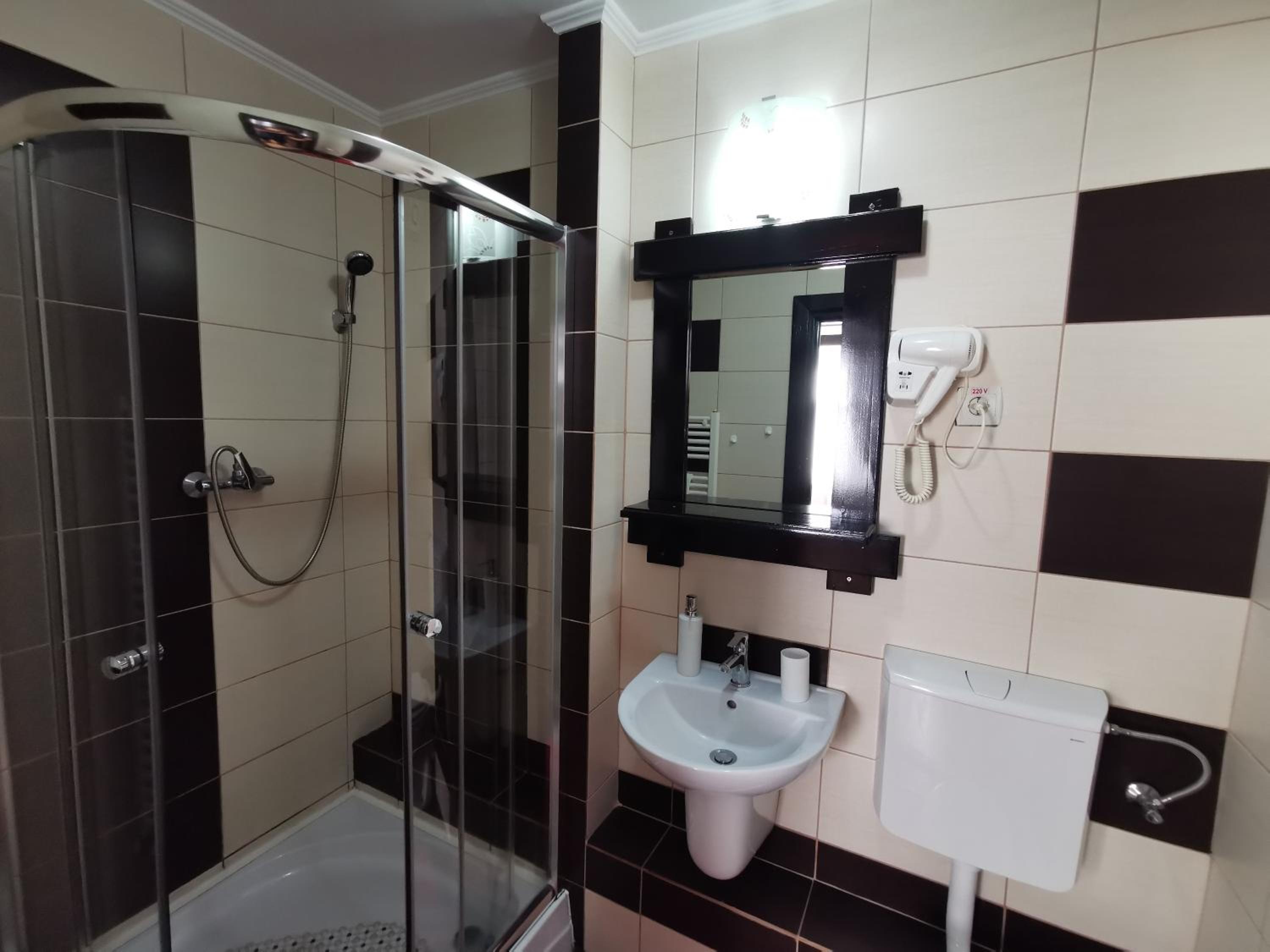 Superior Double Room - Photo 12