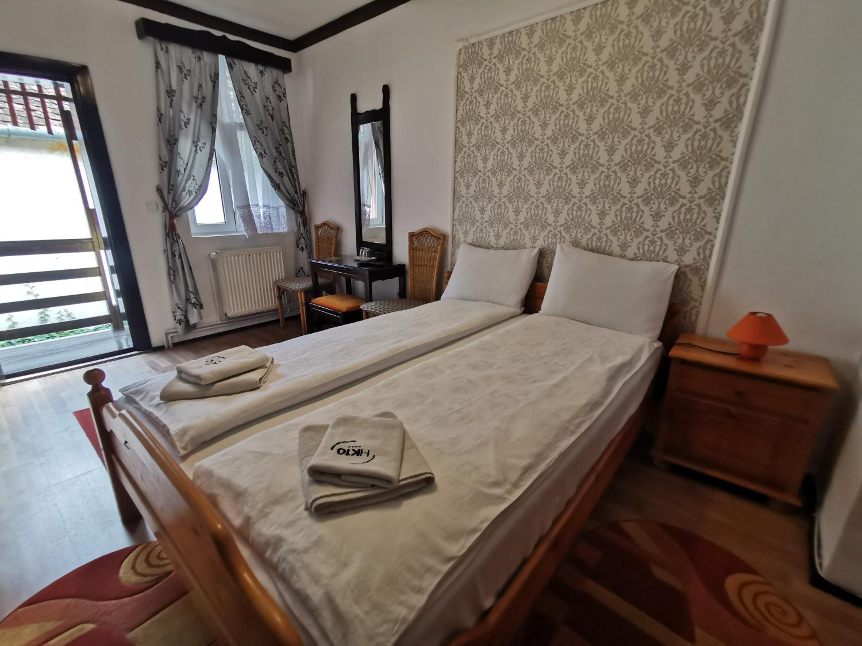 Double Room - Photo 23