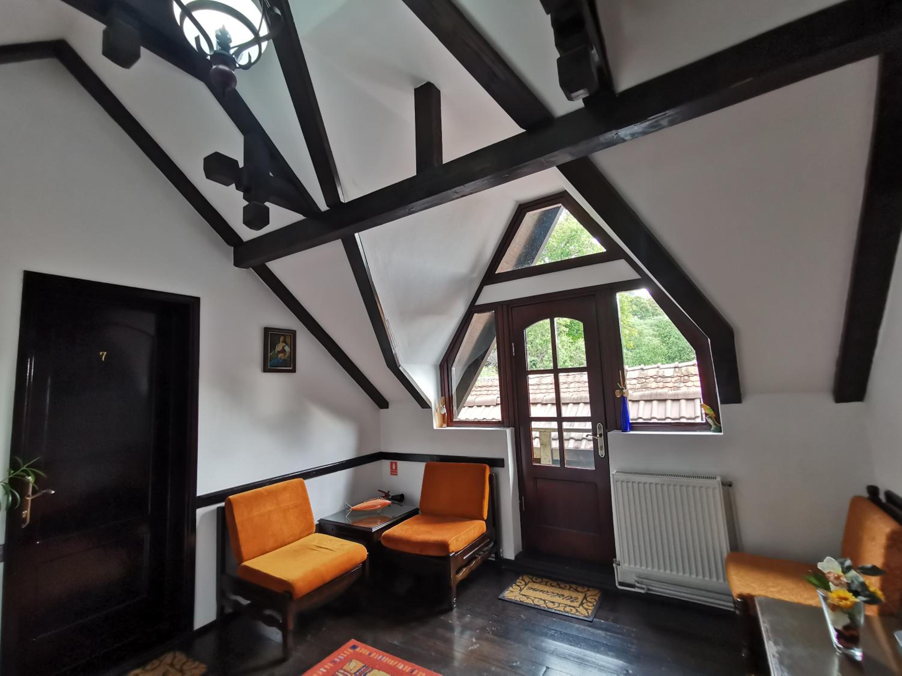 Classic Triple Room - Photo 4