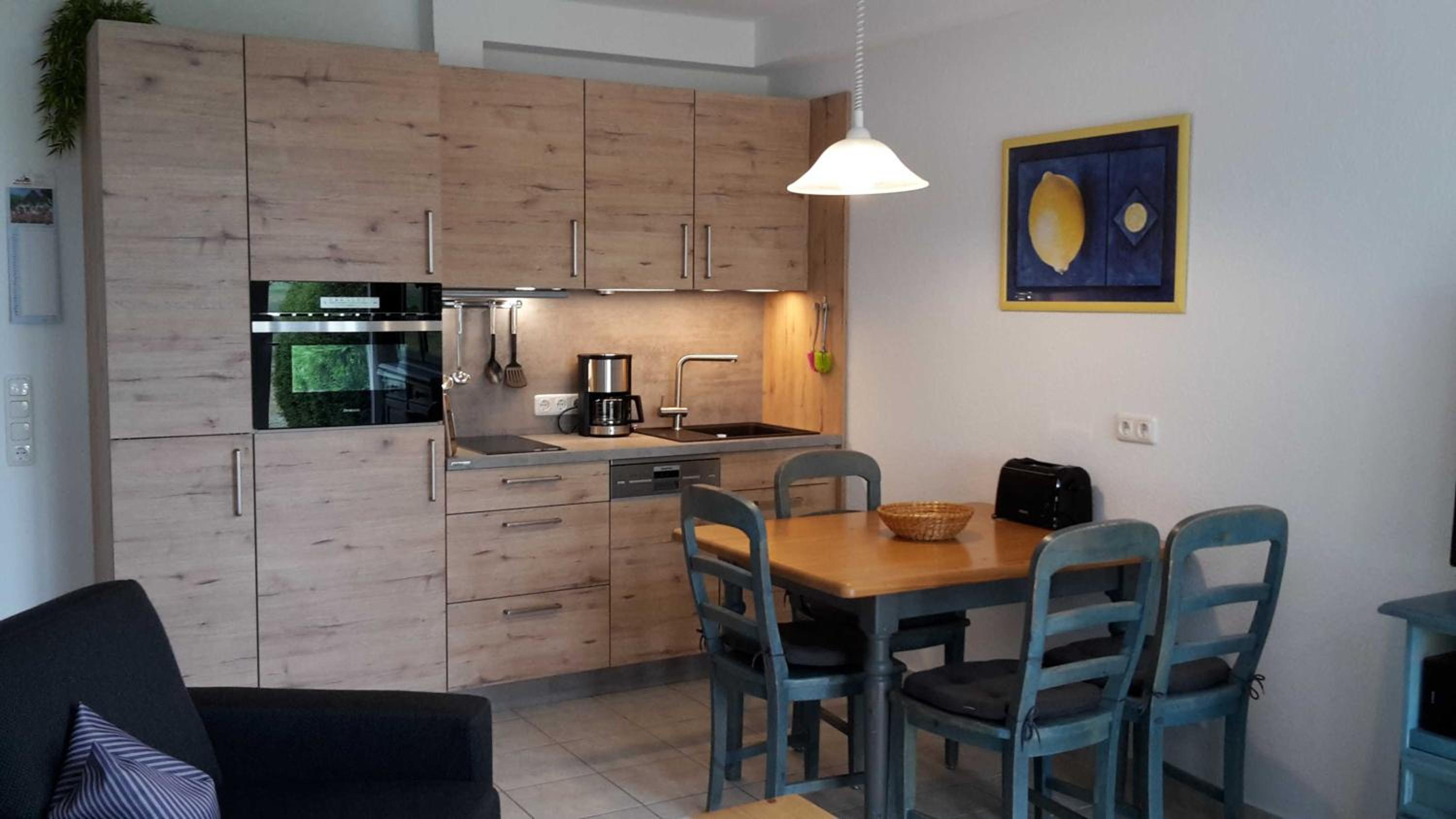 One-Bedroom Apartment with Terrace photo 2