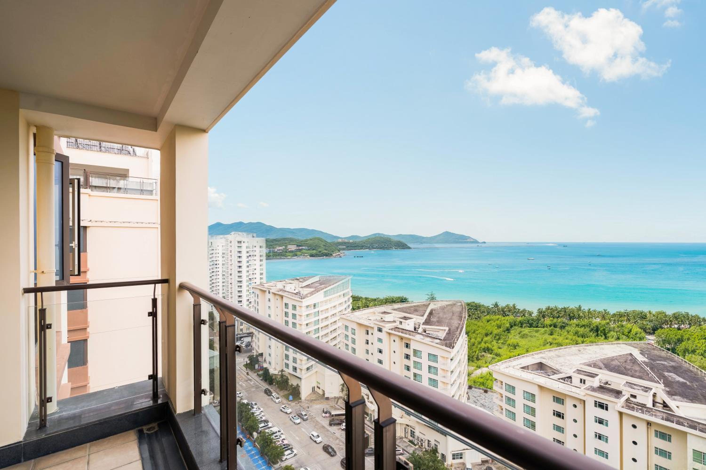 Two-Bedroom Apartment with Sea View - Photo 49