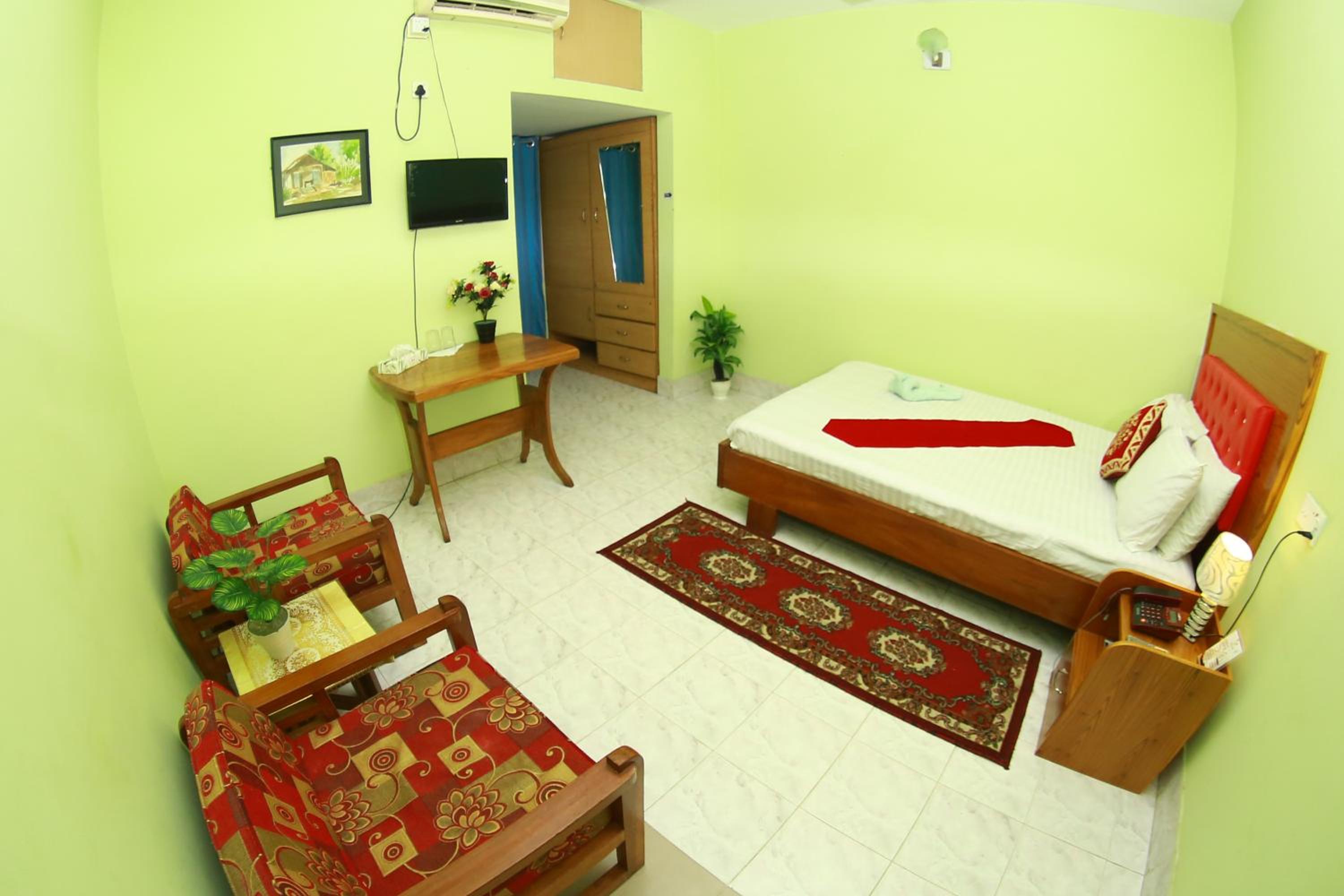 Budget Double Room photo 1