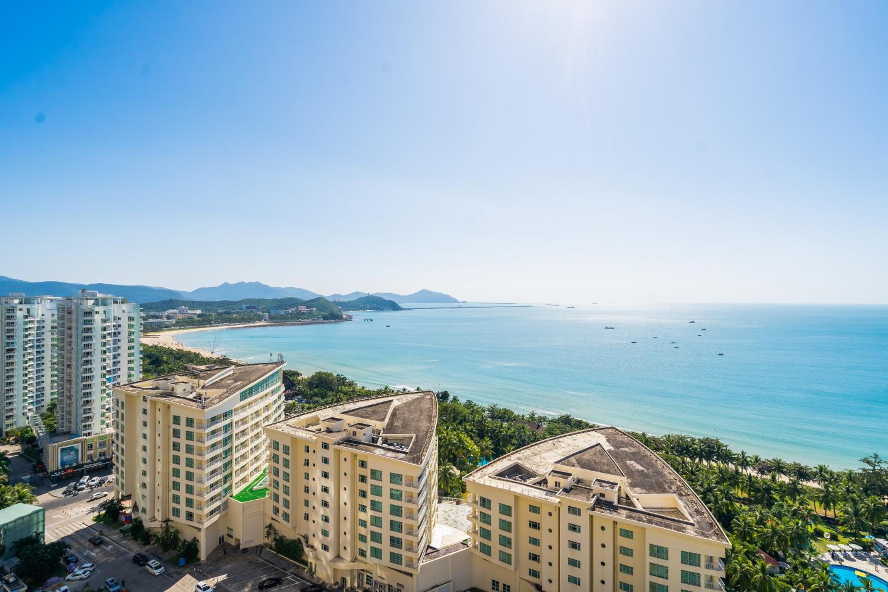 Two-Bedroom Apartment with Sea View - Photo 34