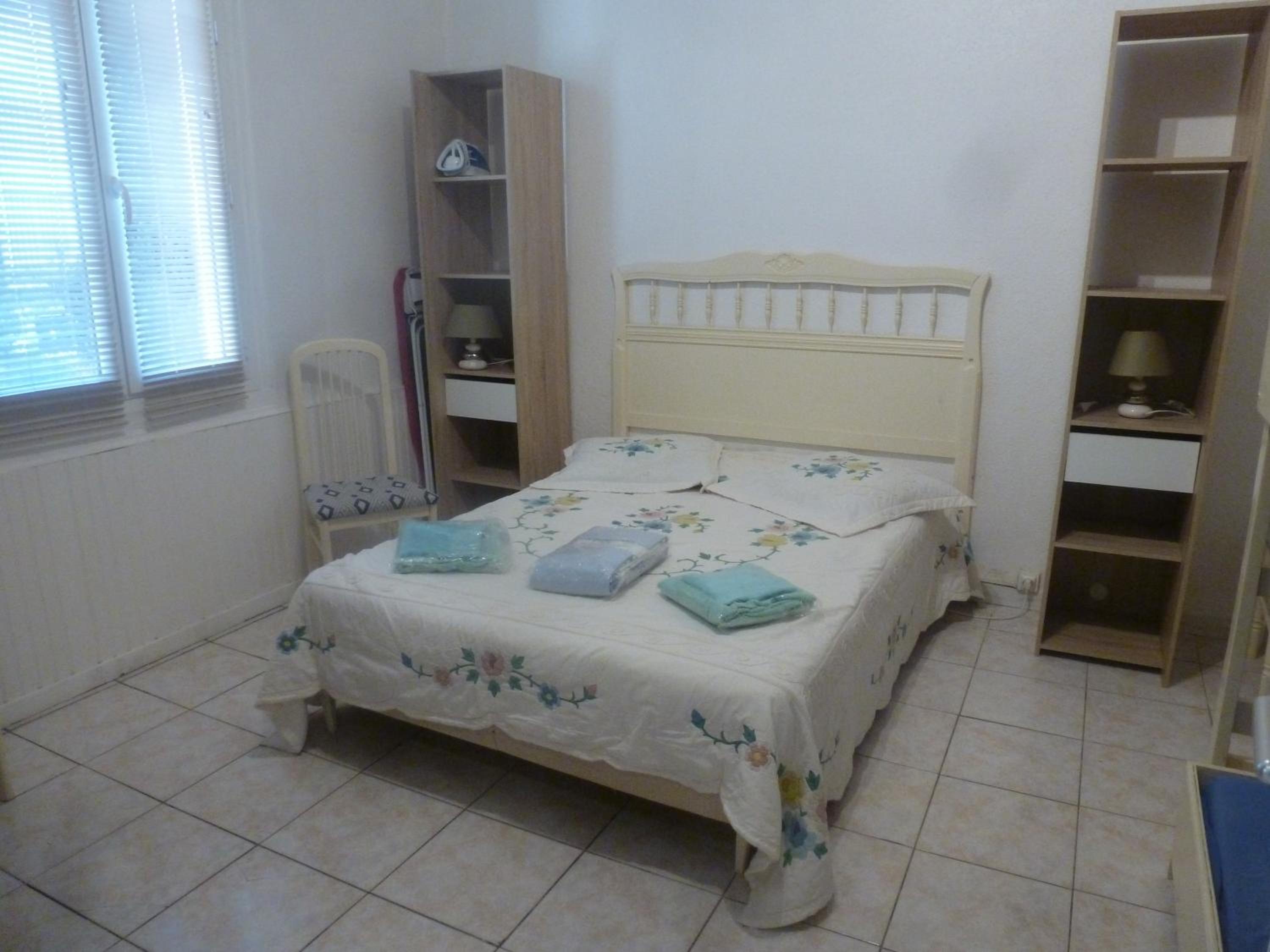 Apartment - Photo 2