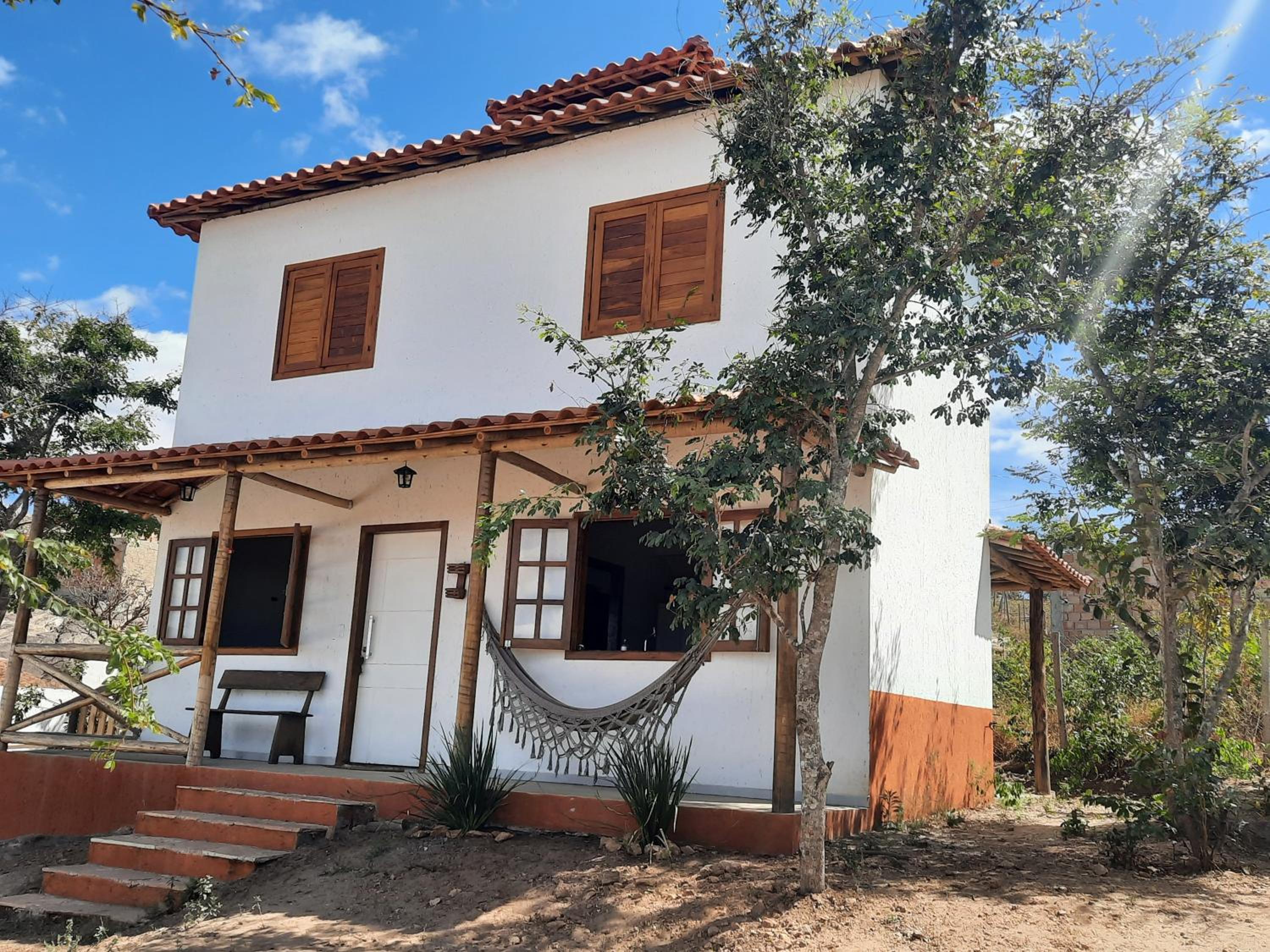 Two-Bedroom House - Photo 3