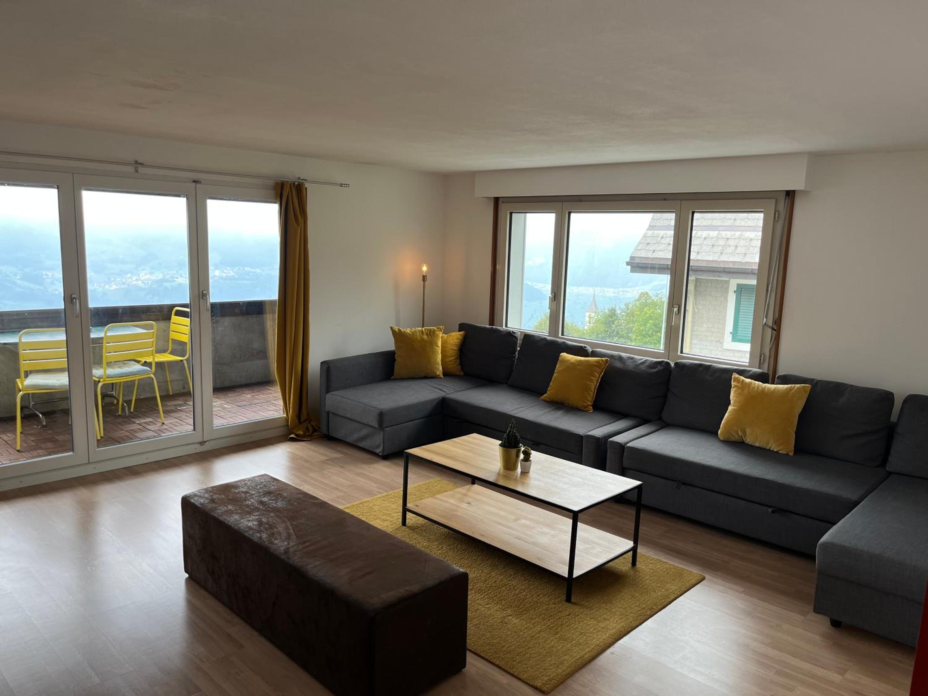 Apartment With Mountain View photo 1
