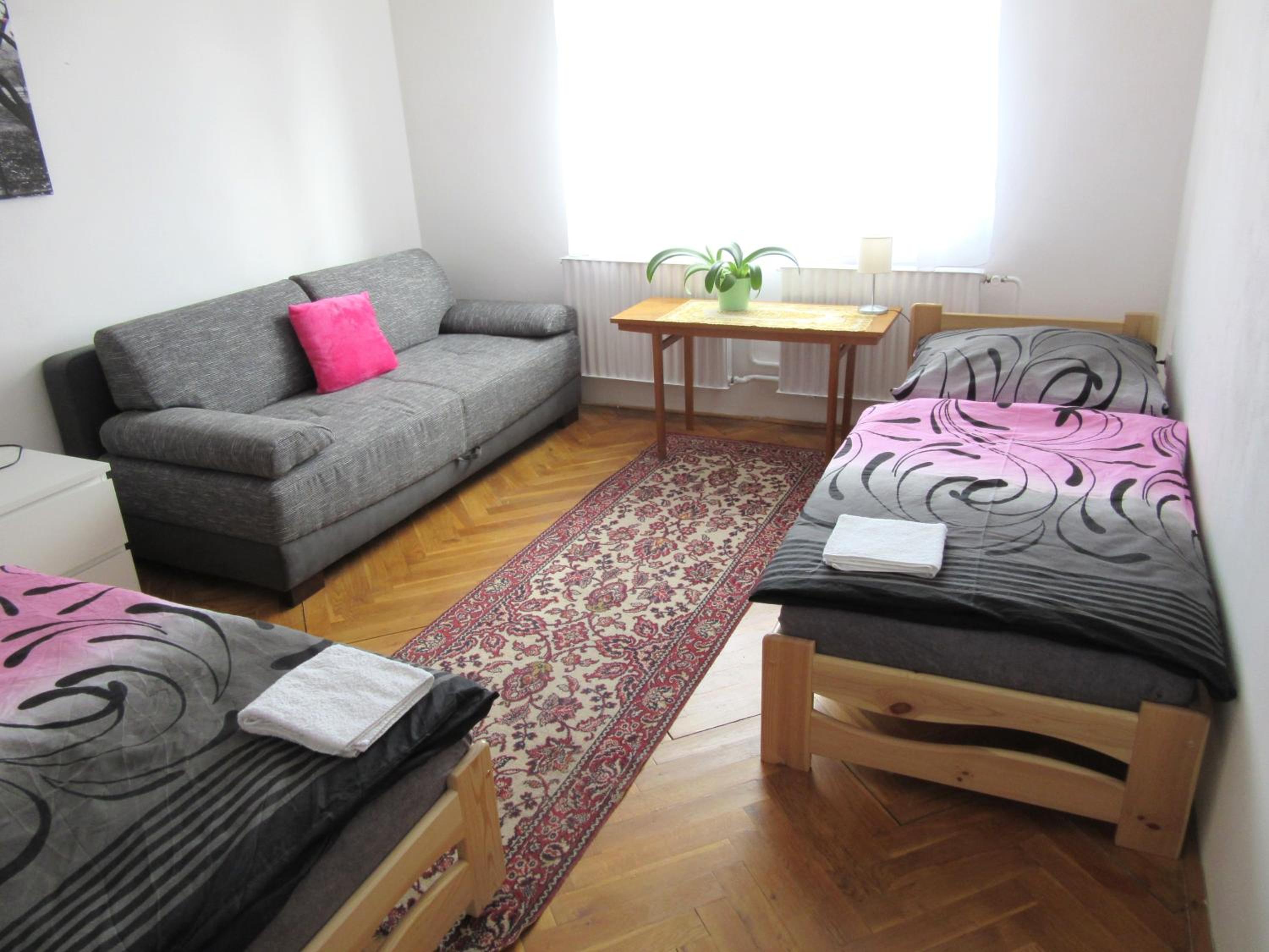 Apartment with Mountain View photo 2