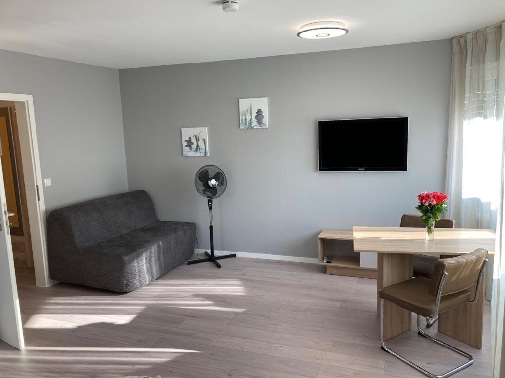 Apartment photo 1