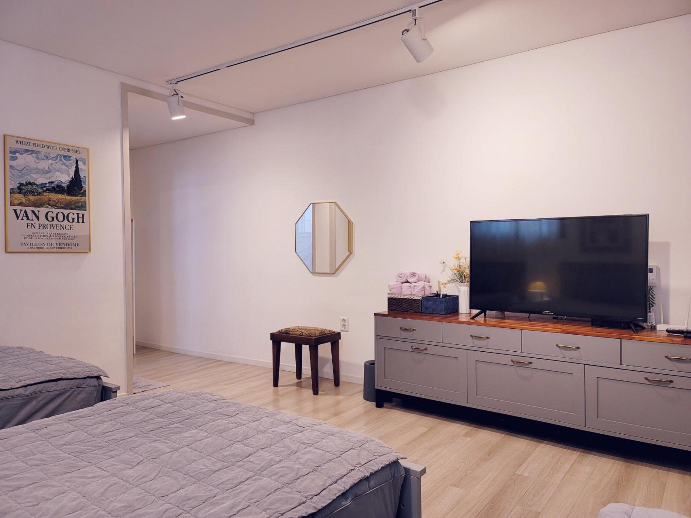Quadruple Room - Photo 9