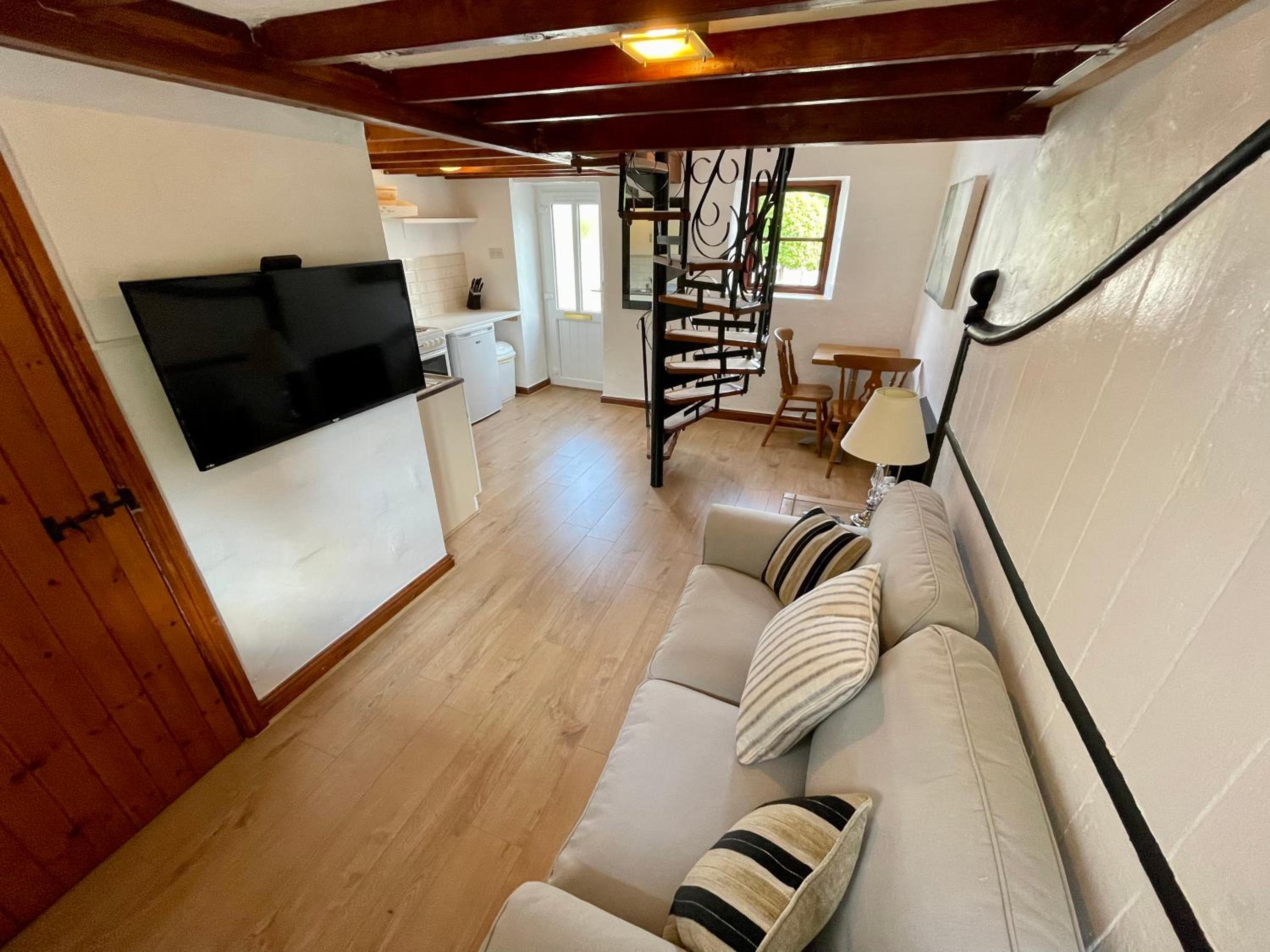 一卧室房屋