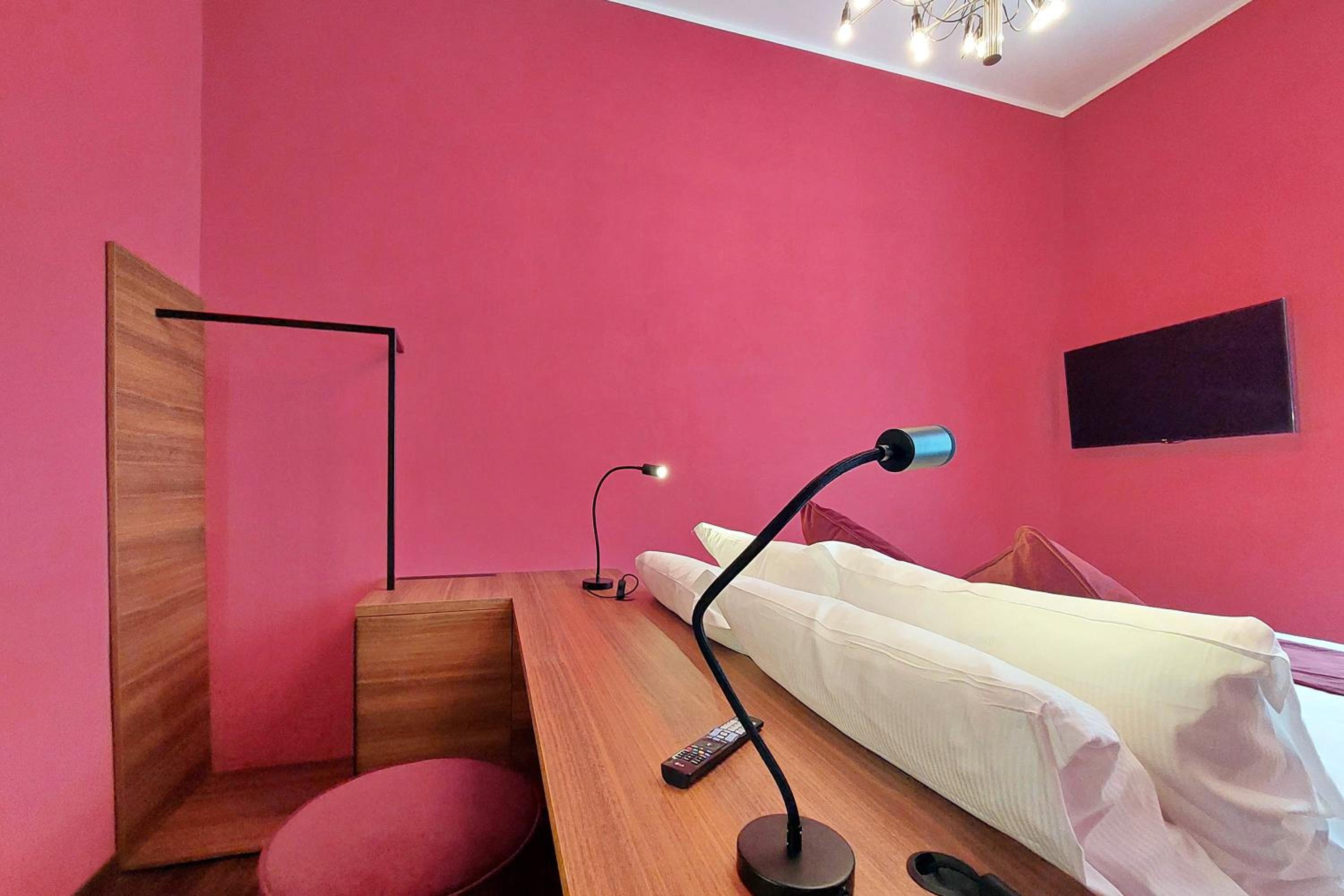 Standard Double Room photo 3